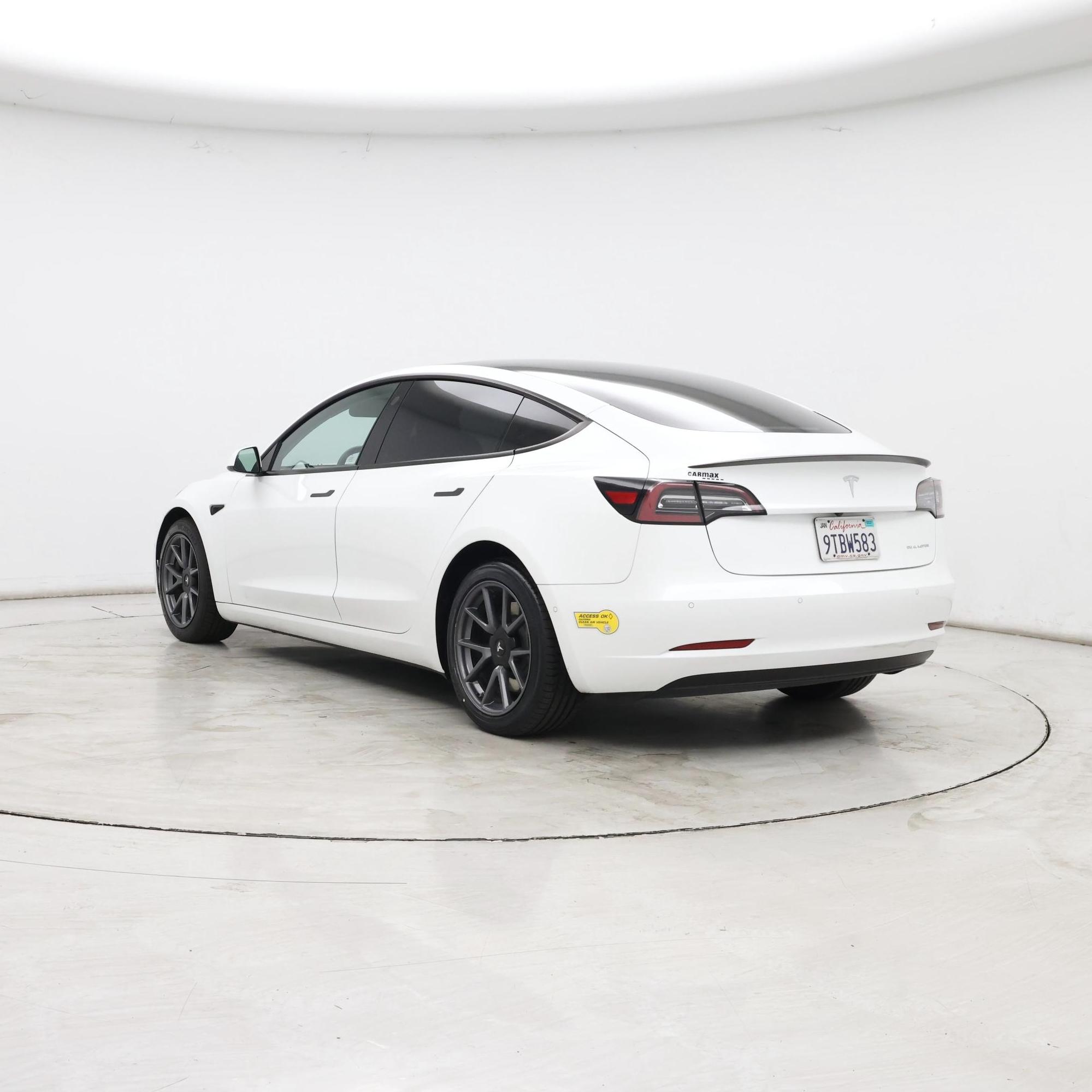 Thumbnail: 2022 Tesla Model 3 - 2