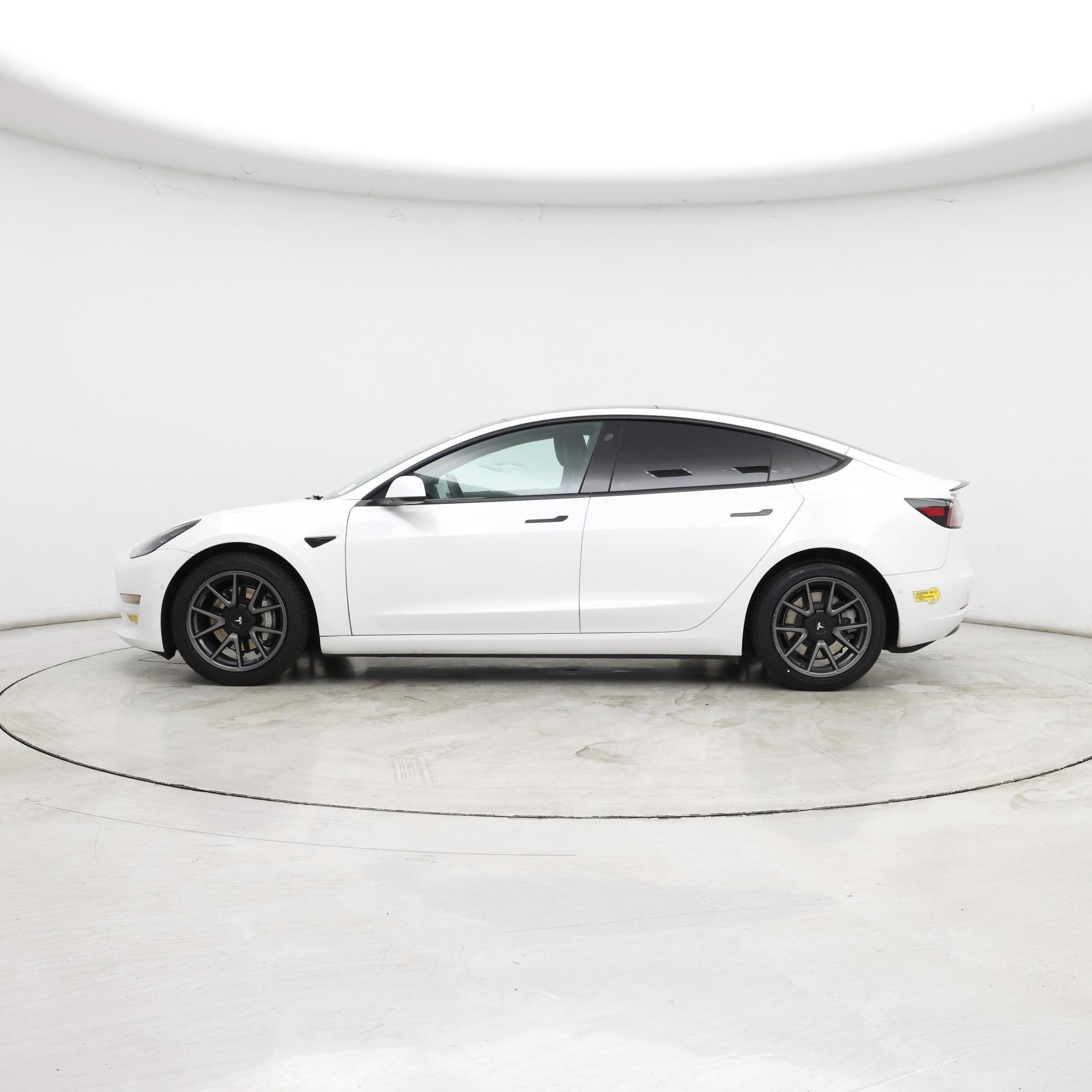 Thumbnail: 2022 Tesla Model 3 - 3