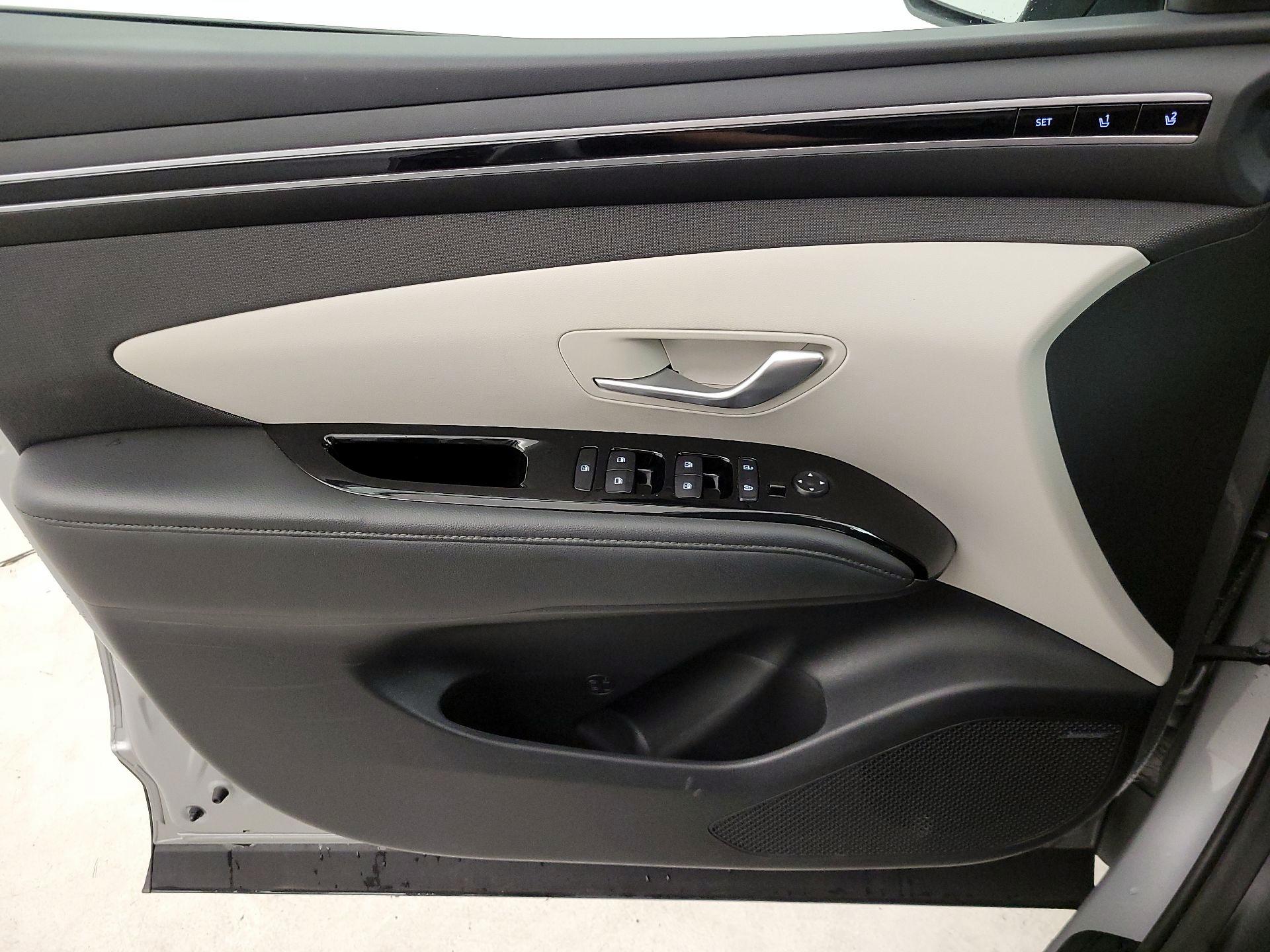 Thumbnail: 2022 Hyundai Tucson - 12