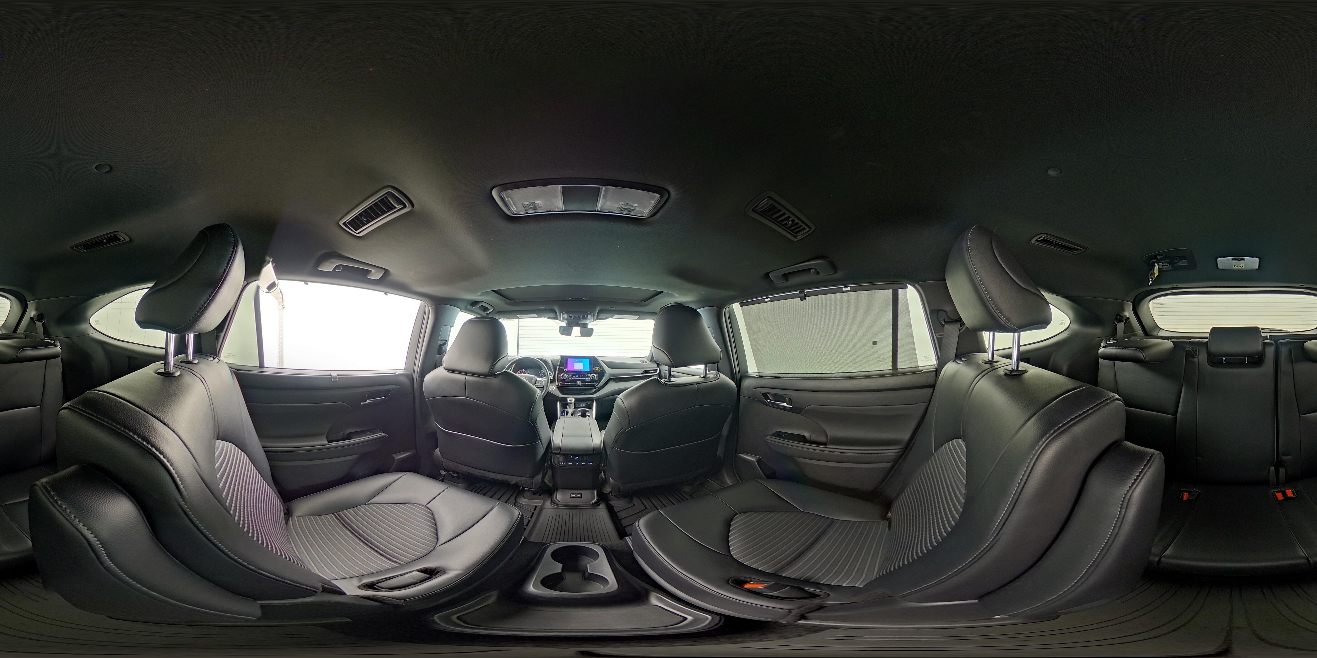 2024 Toyota Highlander XSE - Photo 28