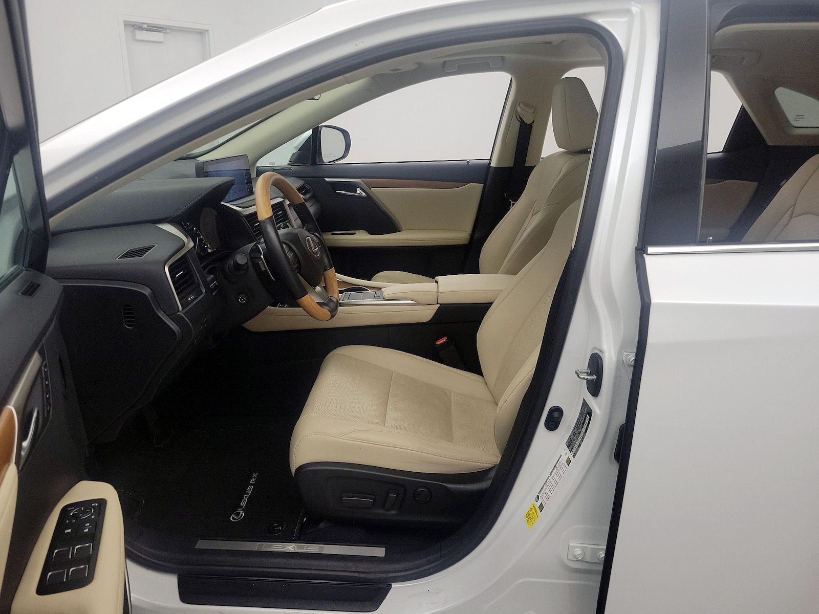 2022 Lexus RX 350 - Photo 12
