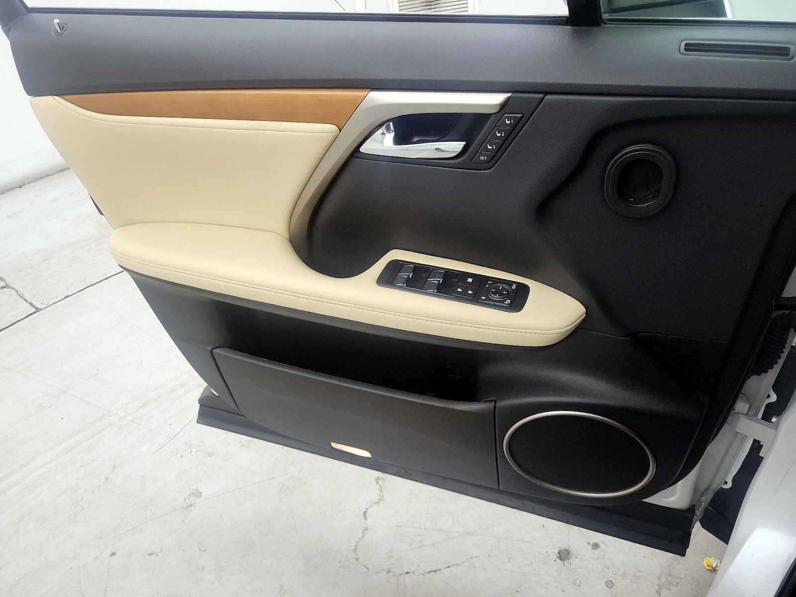 2022 Lexus RX 350 - Photo 13