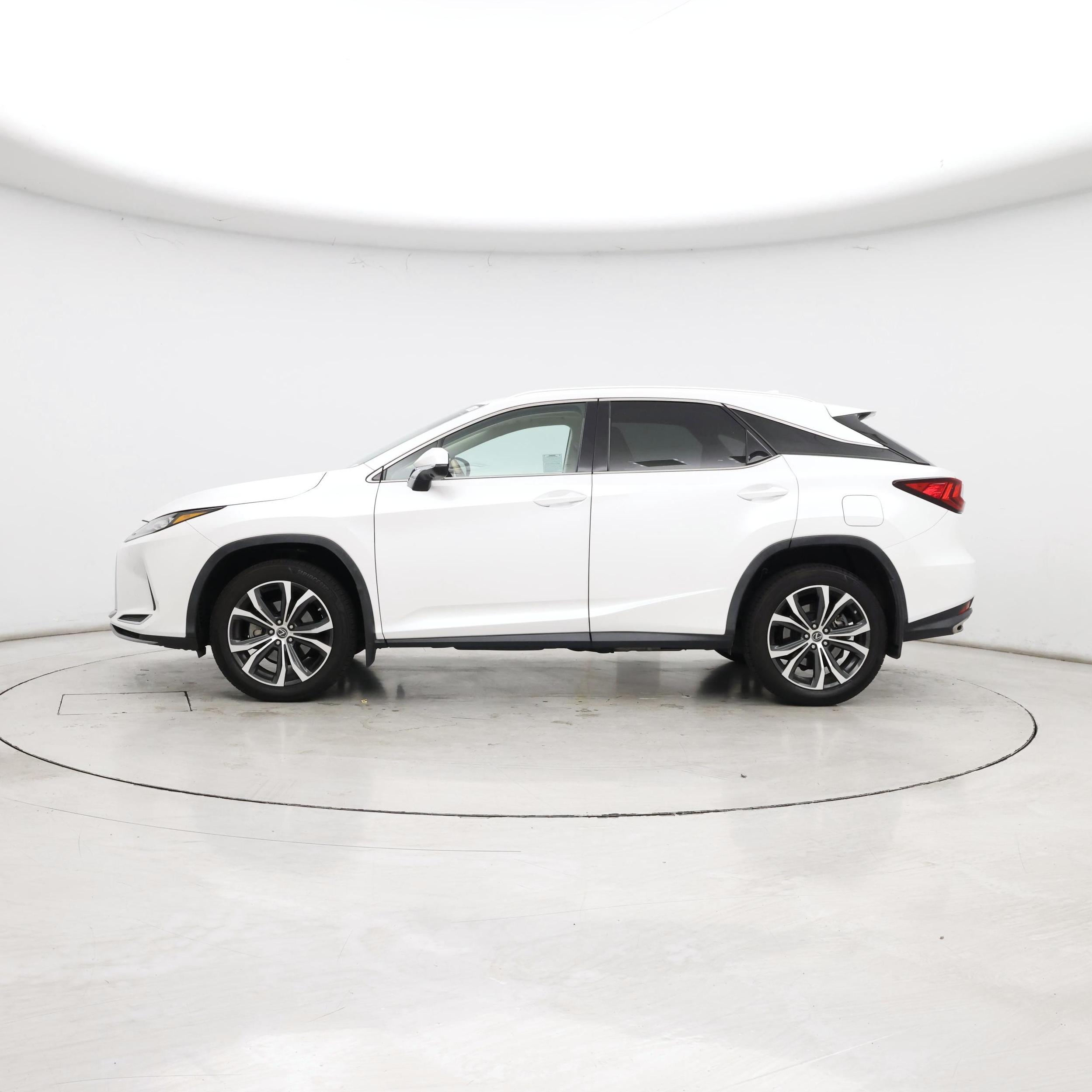 Thumbnail: 2022 Lexus RX - 3
