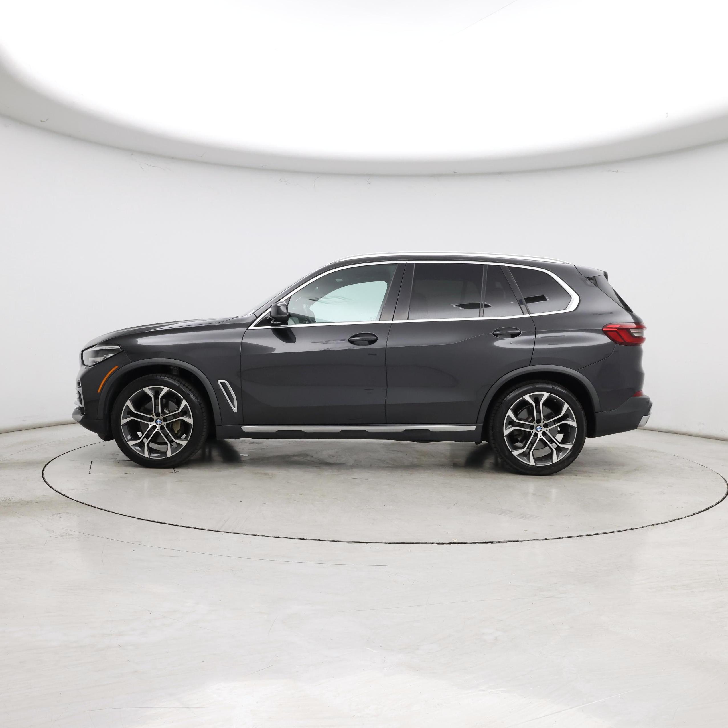 Thumbnail: 2020 BMW X5 - 3