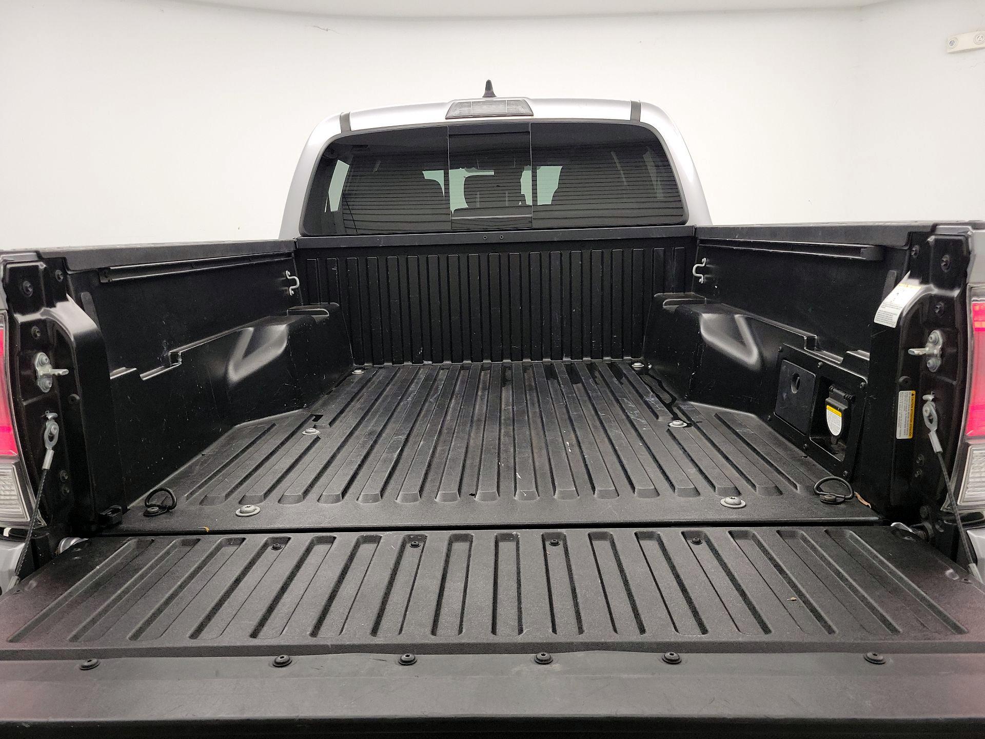 Thumbnail: 2021 Toyota Tacoma - 20