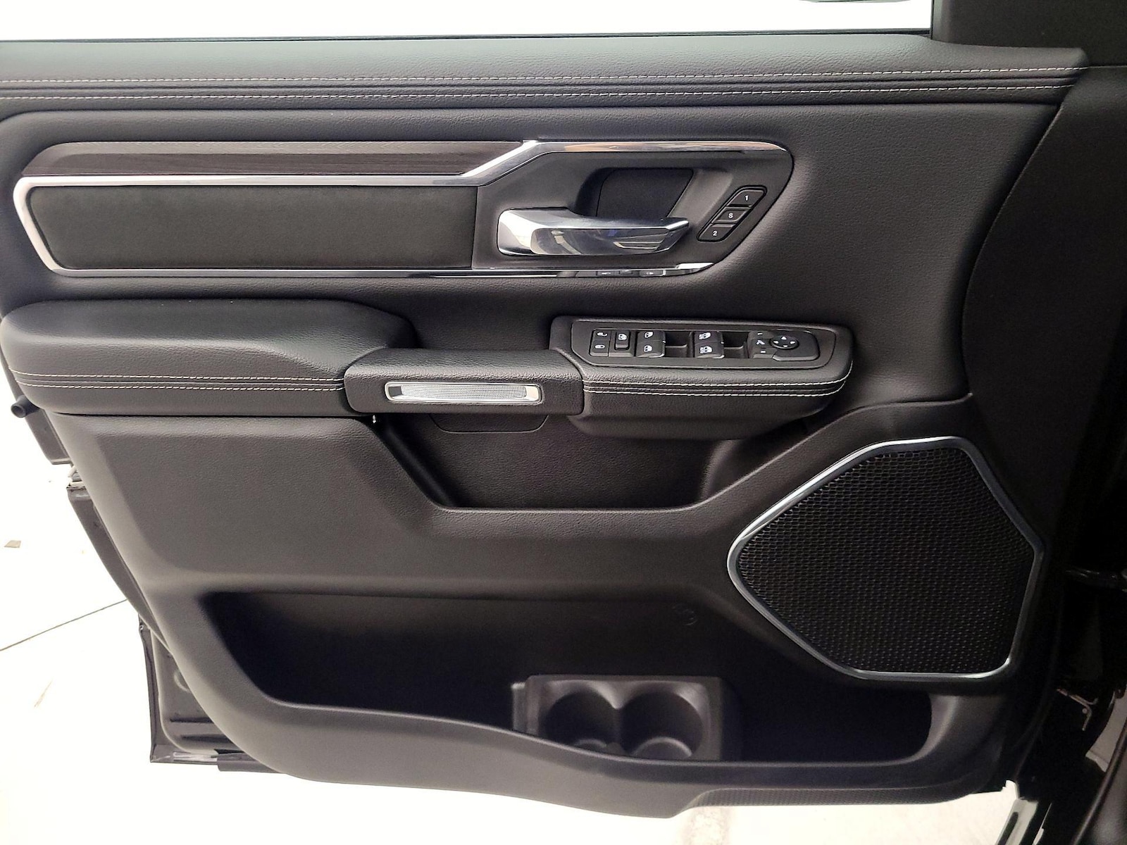 2025 RAM Ram 1500 Pickup Laramie - Photo 13
