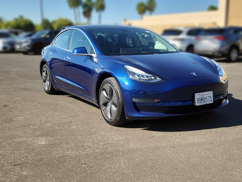2019 Tesla Model 3 Standard Range Plus