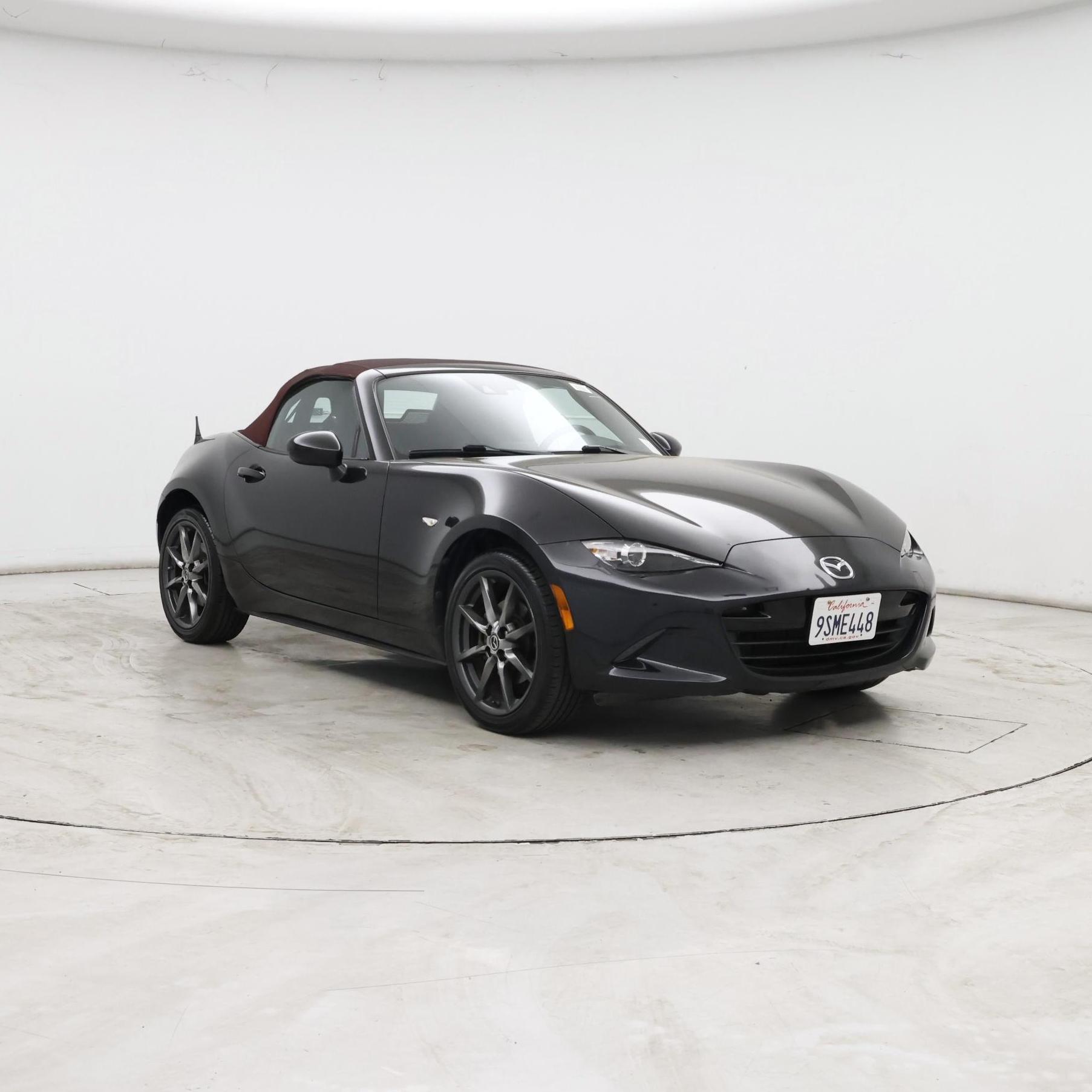 Black 2018 Mazda MX-5 Miata Convertible Rear-Wheel Drive Manual