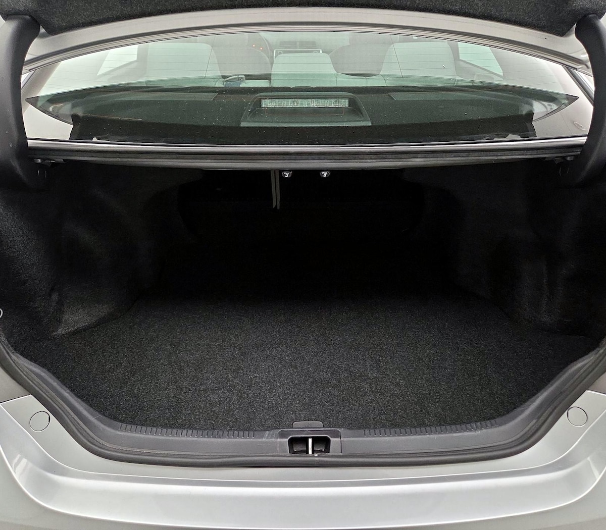 Trunk/Cargo (Seats Up)