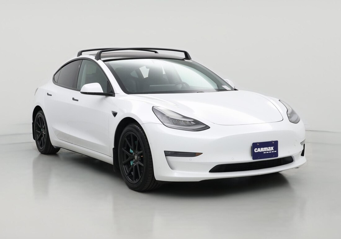 2020 Tesla Model 3 Performance in White — CarMax photo