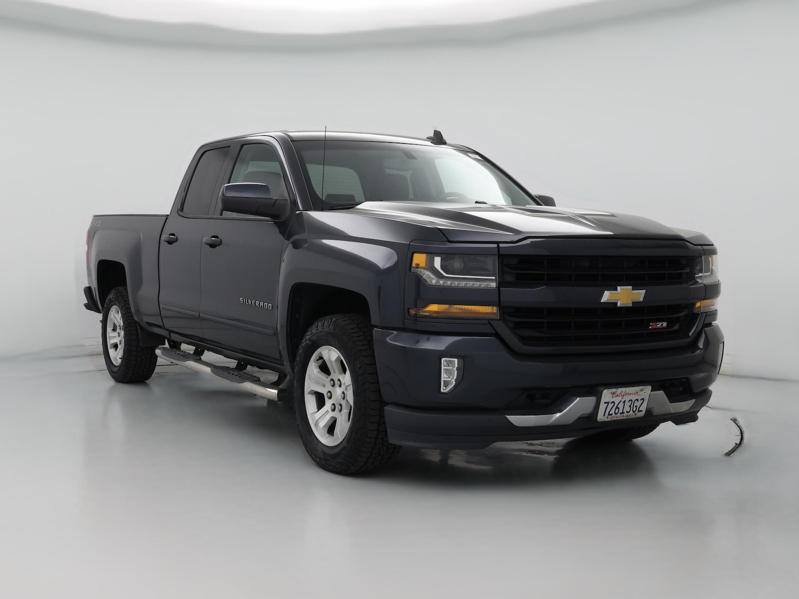 Bed Liner & Tow Hitch