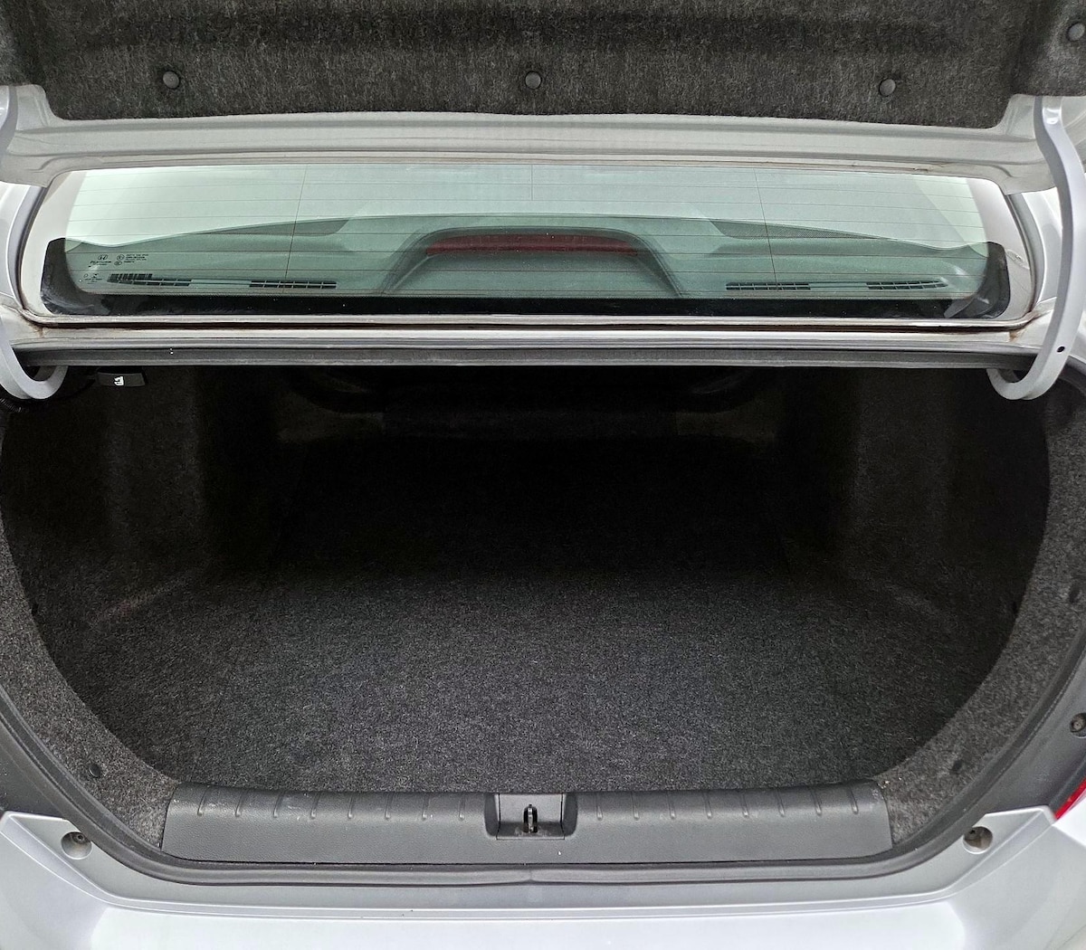 Trunk/Cargo (Seats Up)