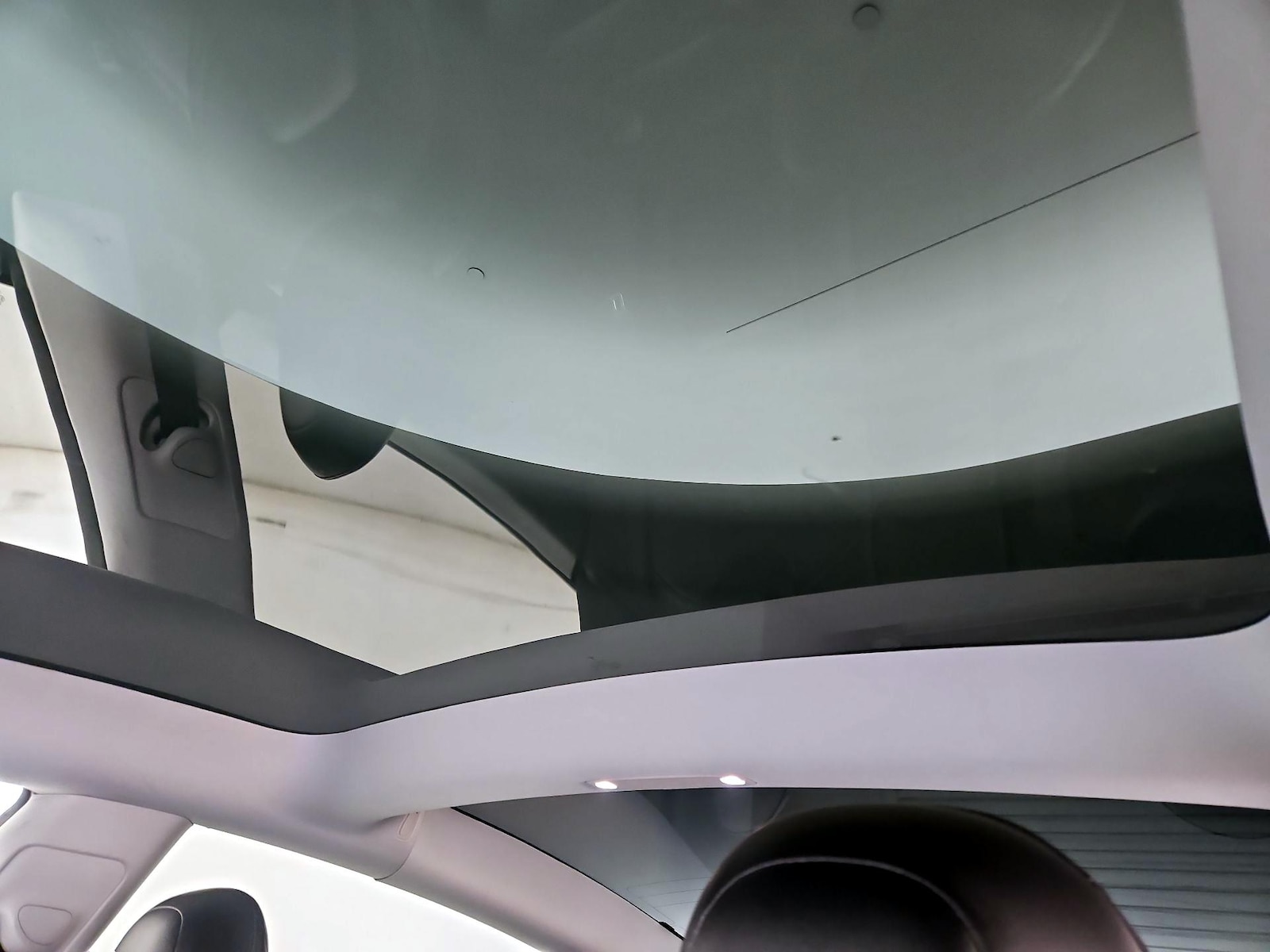 Skylight(s) & Overhead Airbags