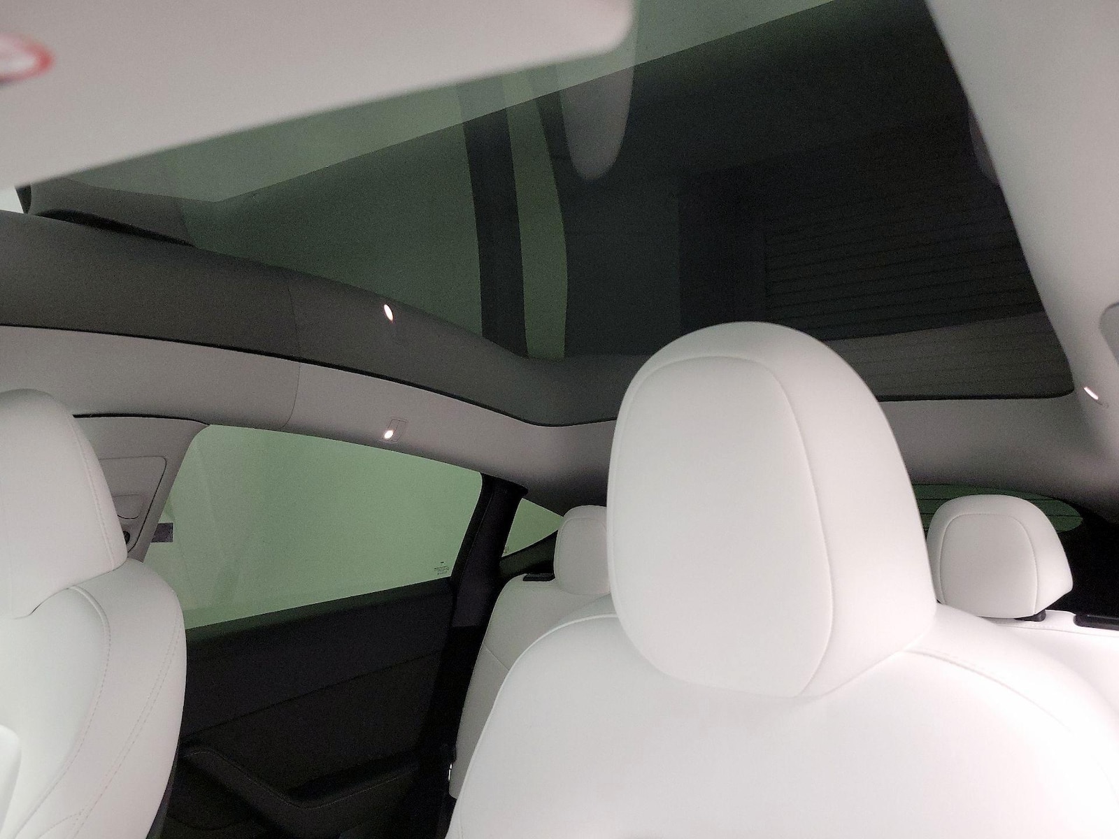 Skylight(s) & Overhead Airbags