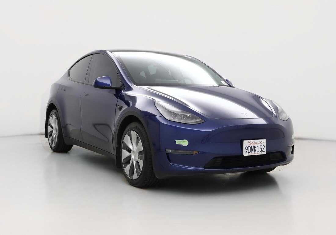 2023 Tesla Model Y Long Range All-Wheel Drive in Blue — CarMax photo