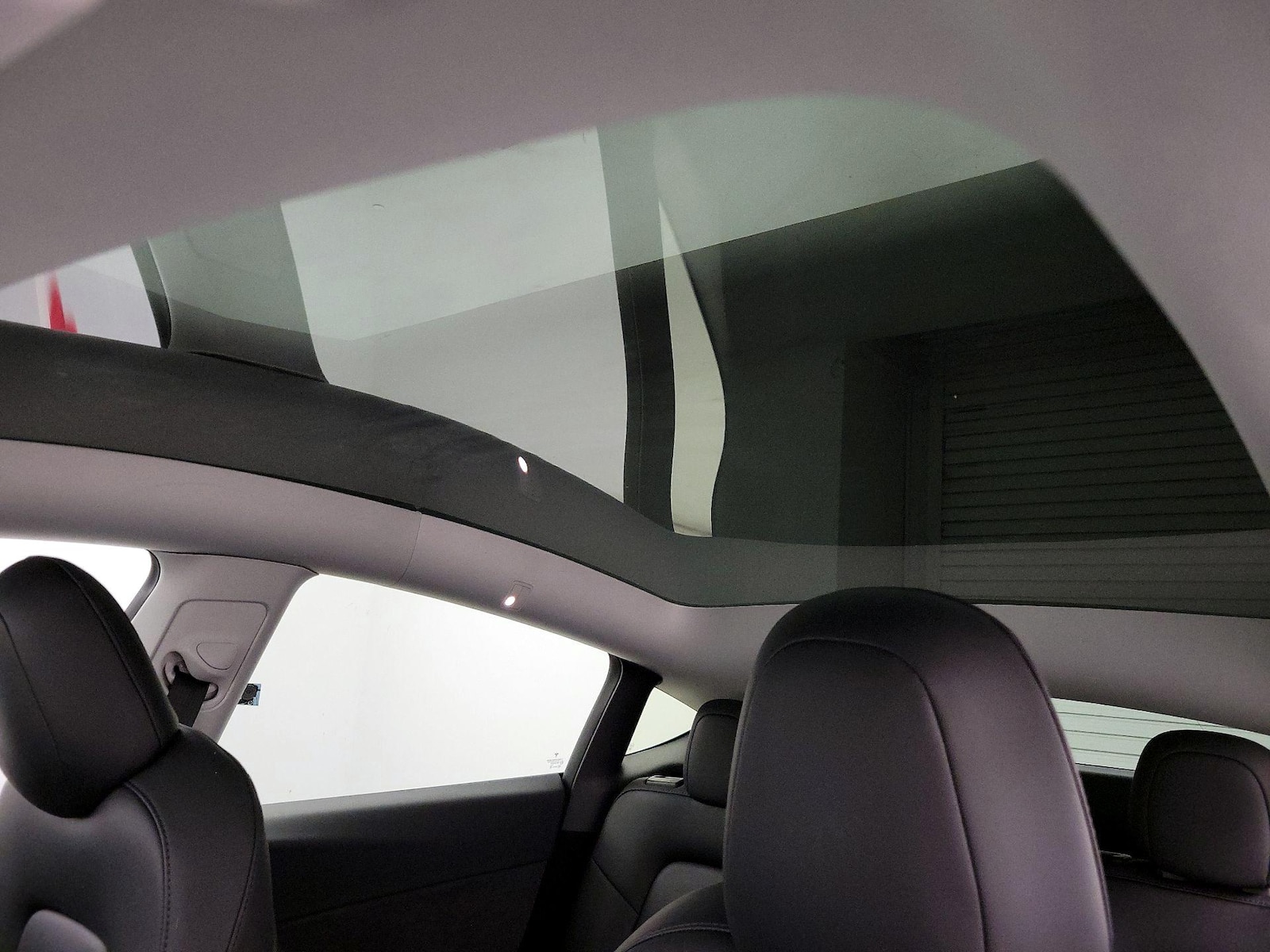 Skylight(s) & Overhead Airbags