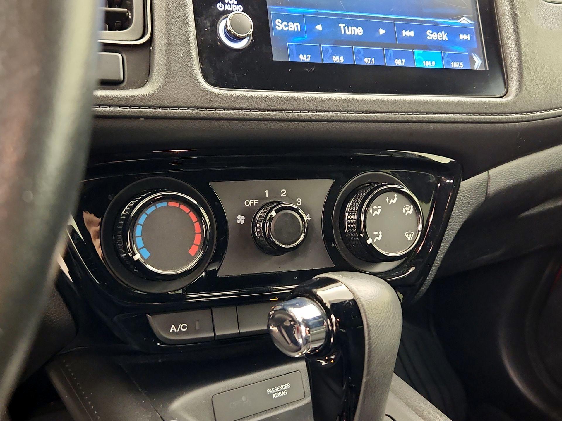 Thumbnail: 2020 Honda HR-V - 16