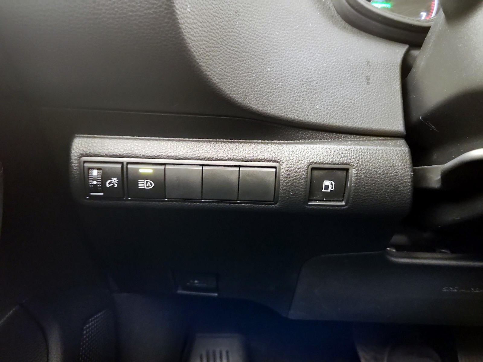 2023 Toyota Corolla LE - Photo 14
