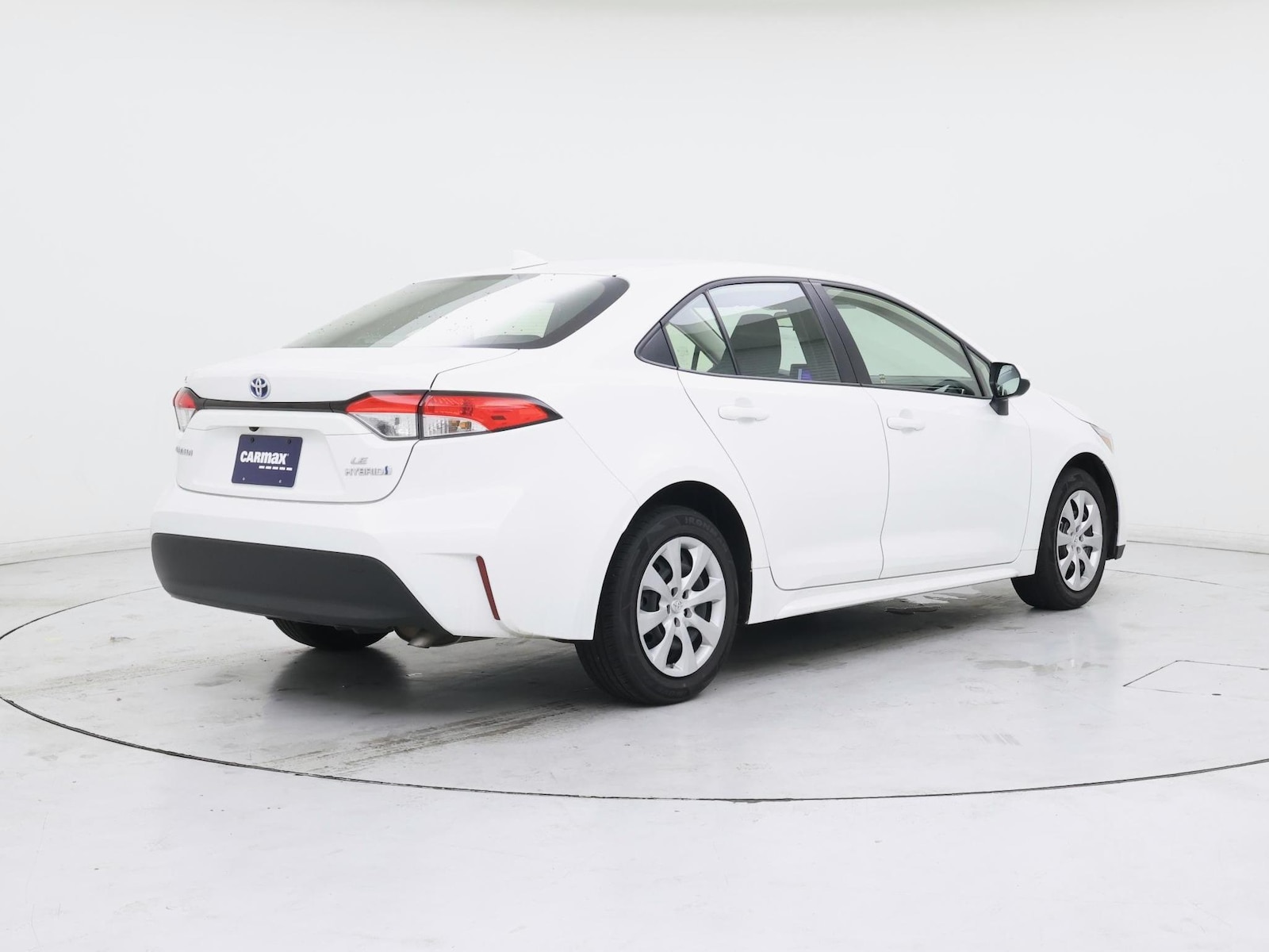 2023 Toyota Corolla LE - Photo 9