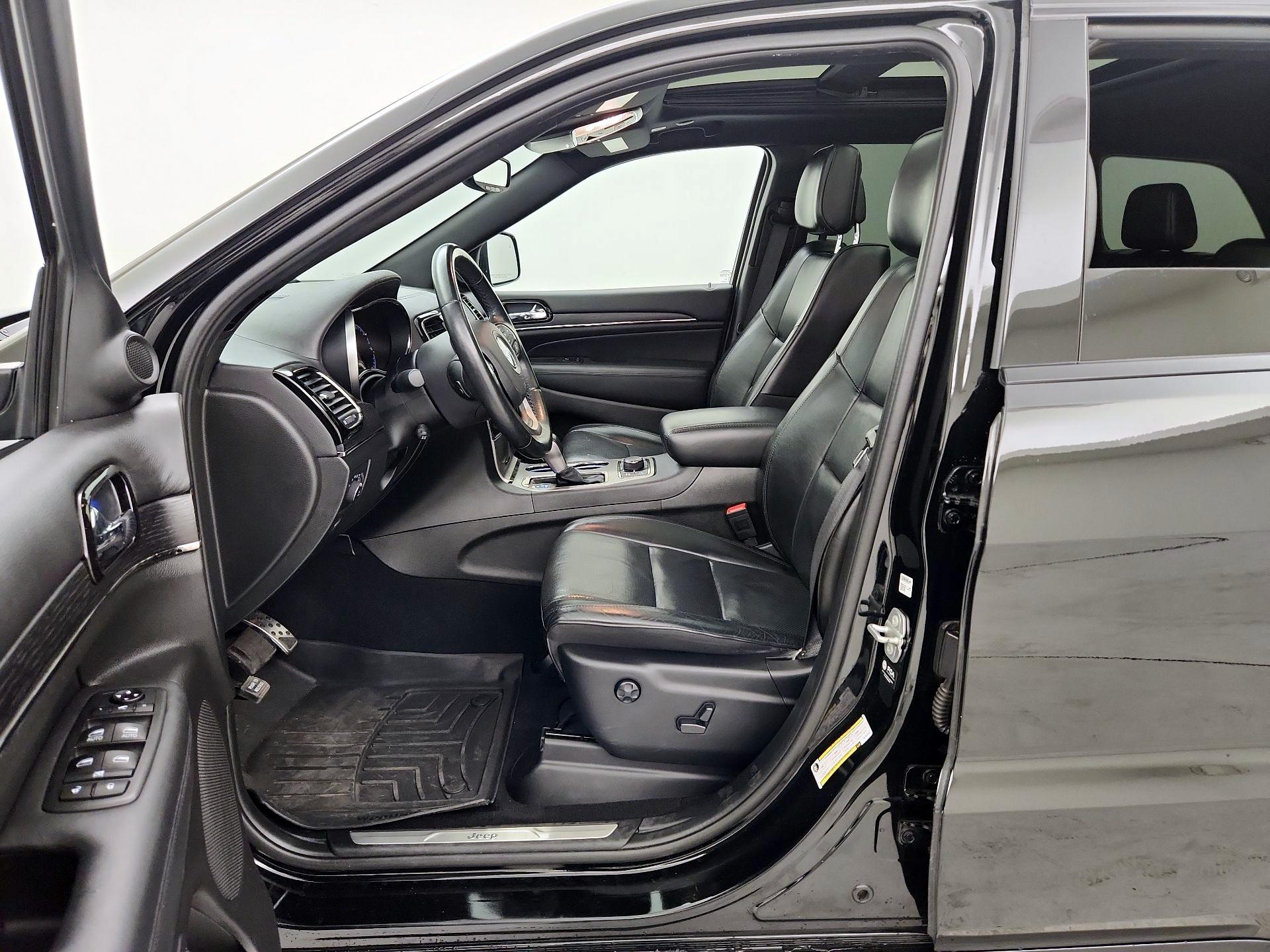 Thumbnail: 2021 Jeep Grand Cherokee - 11