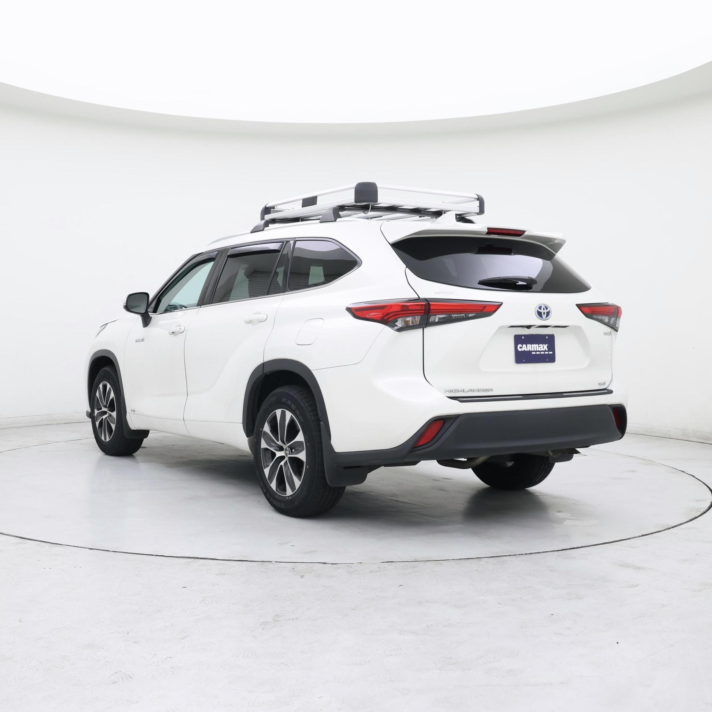 Thumbnail: 2021 Toyota Highlander - 2