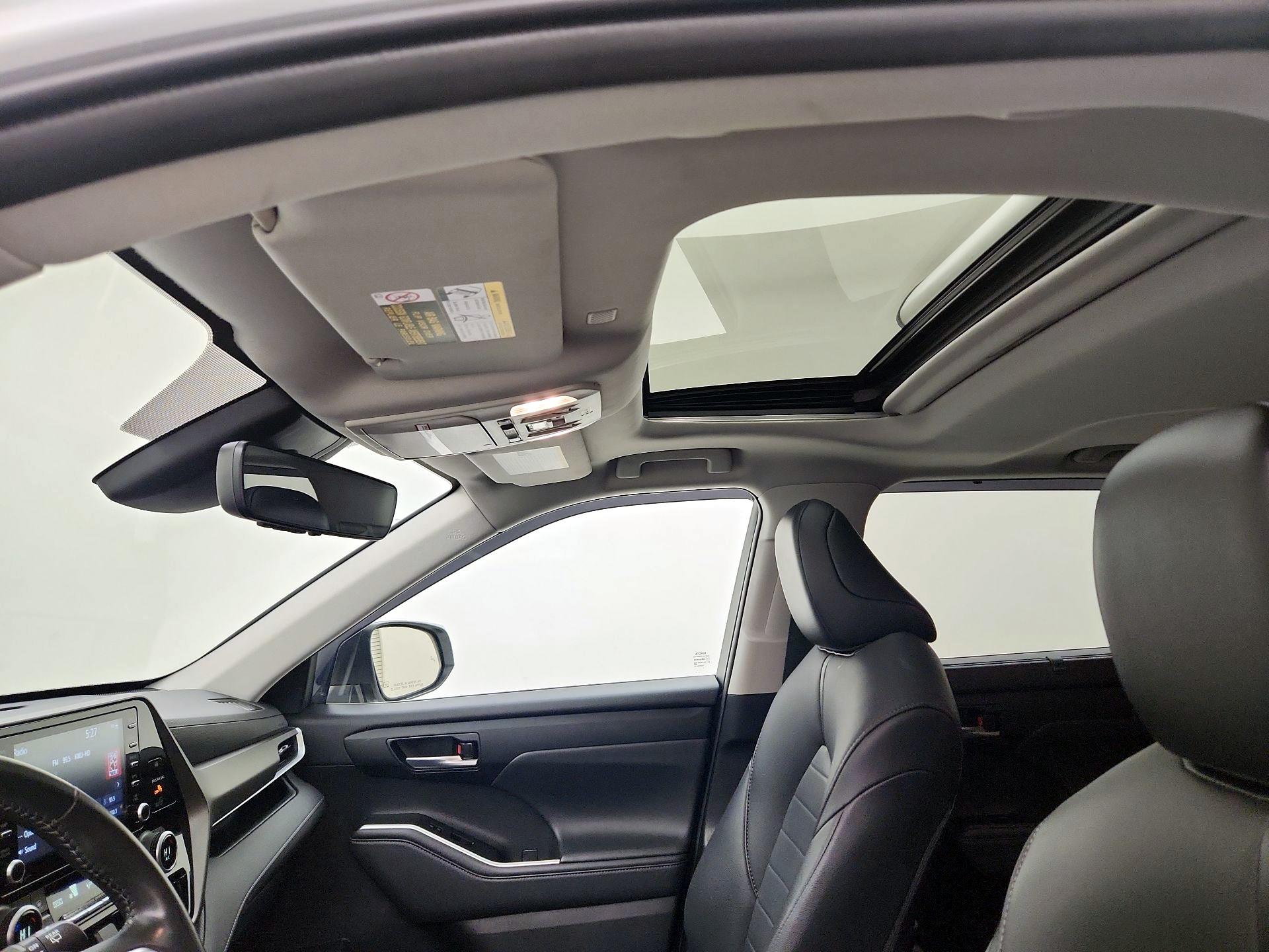 Thumbnail: 2021 Toyota Highlander - 19
