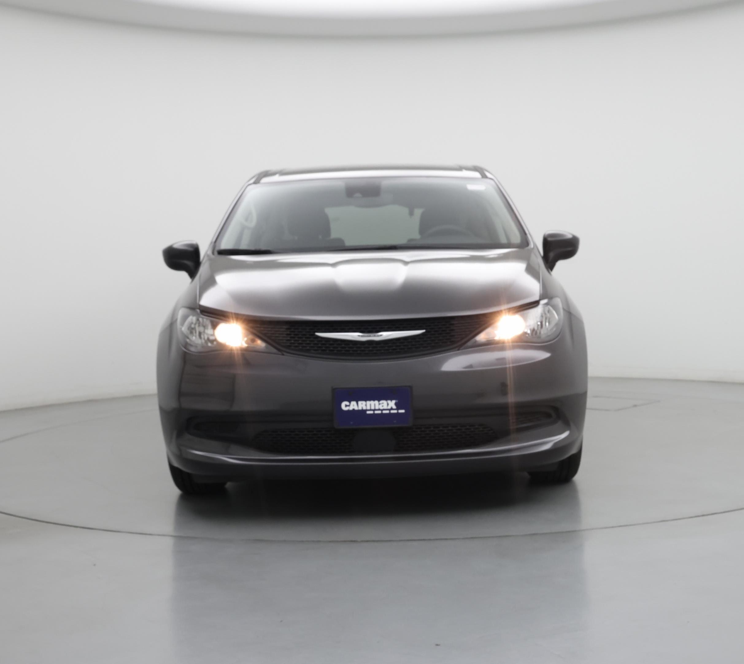Thumbnail: 2023 Chrysler Voyager - 5