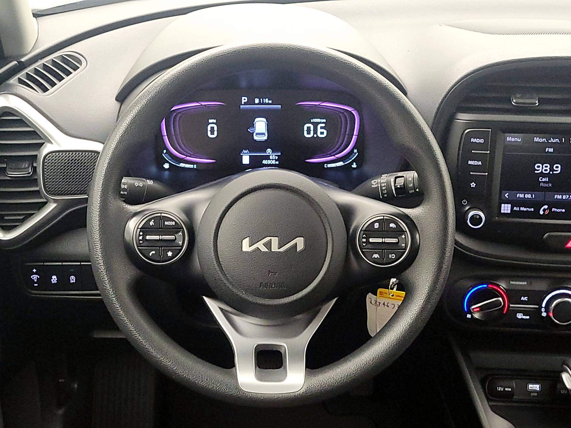 Thumbnail: 2023 Kia Soul - 10
