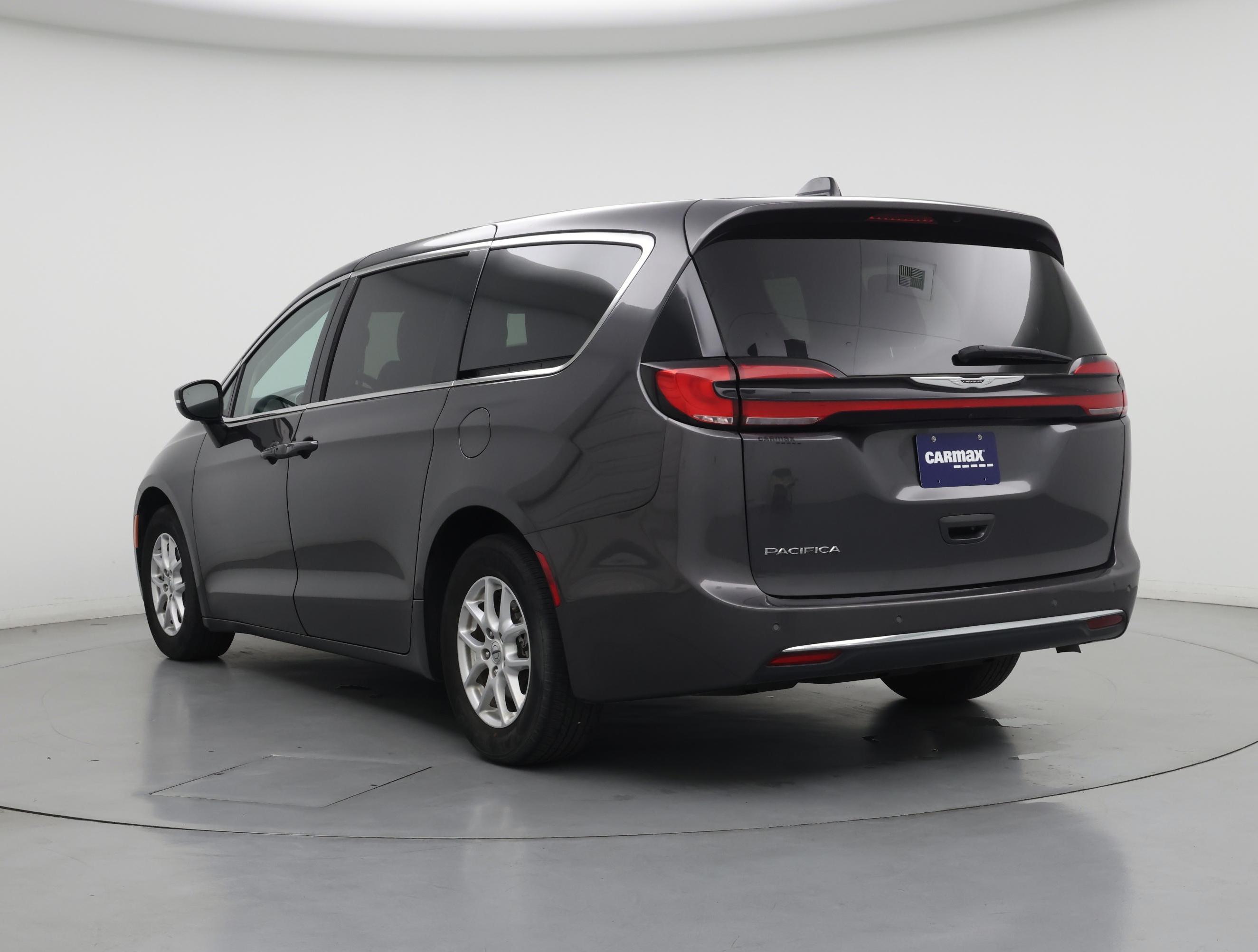 Thumbnail: 2023 Chrysler Pacifica - 2