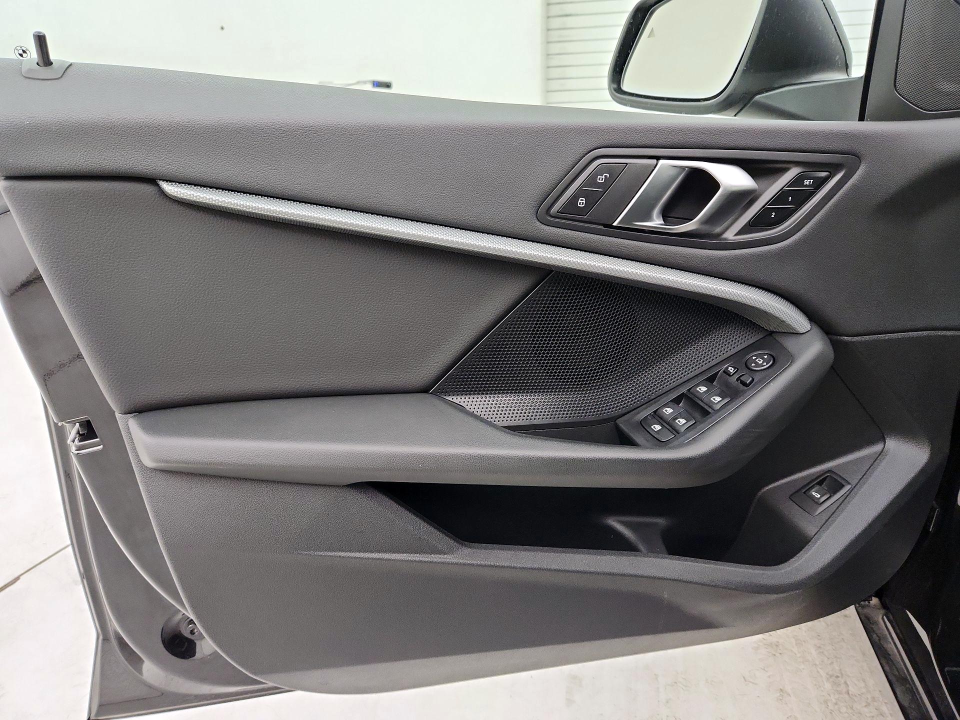 Thumbnail: 2024 BMW 2 Series - 12