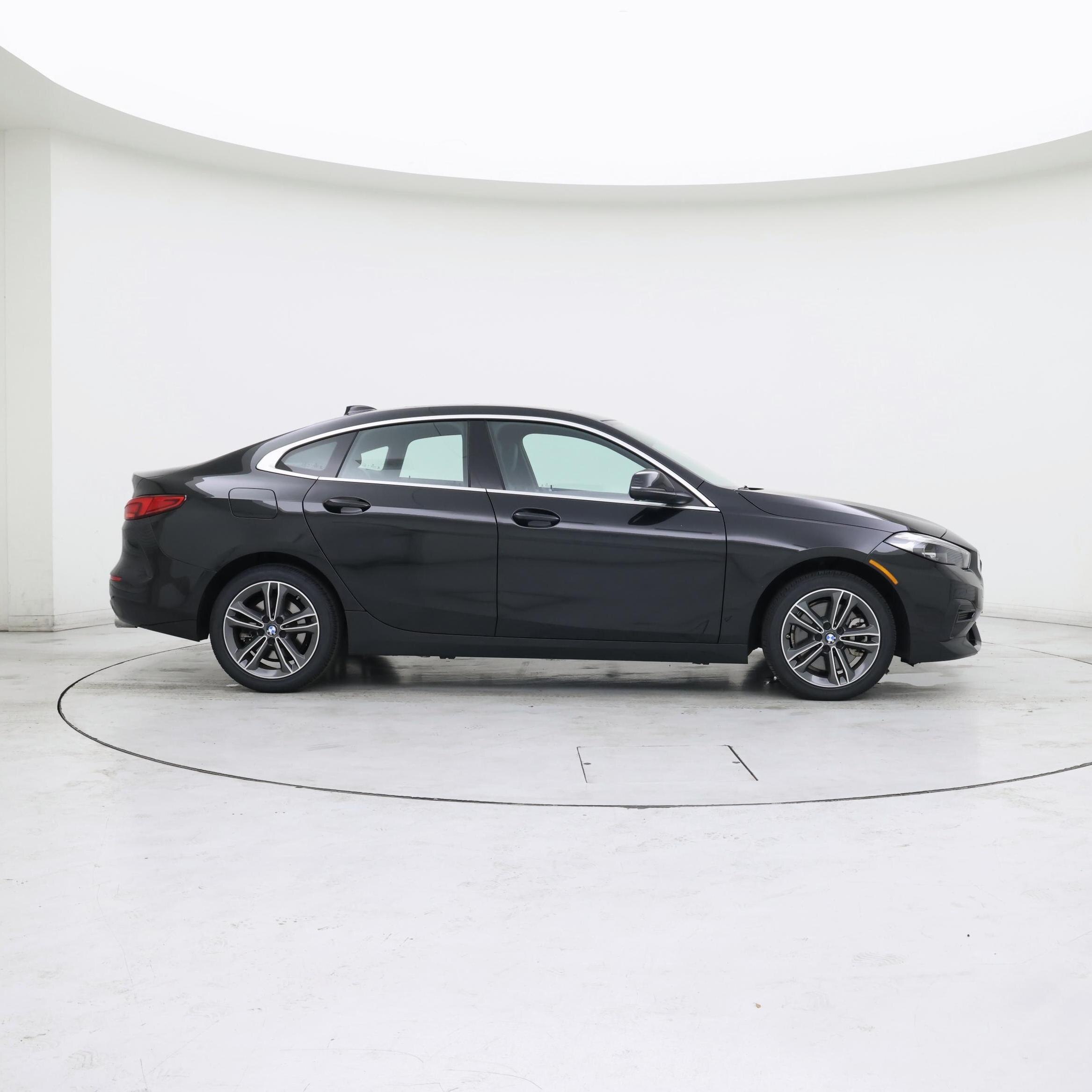 Thumbnail: 2024 BMW 2 Series - 7