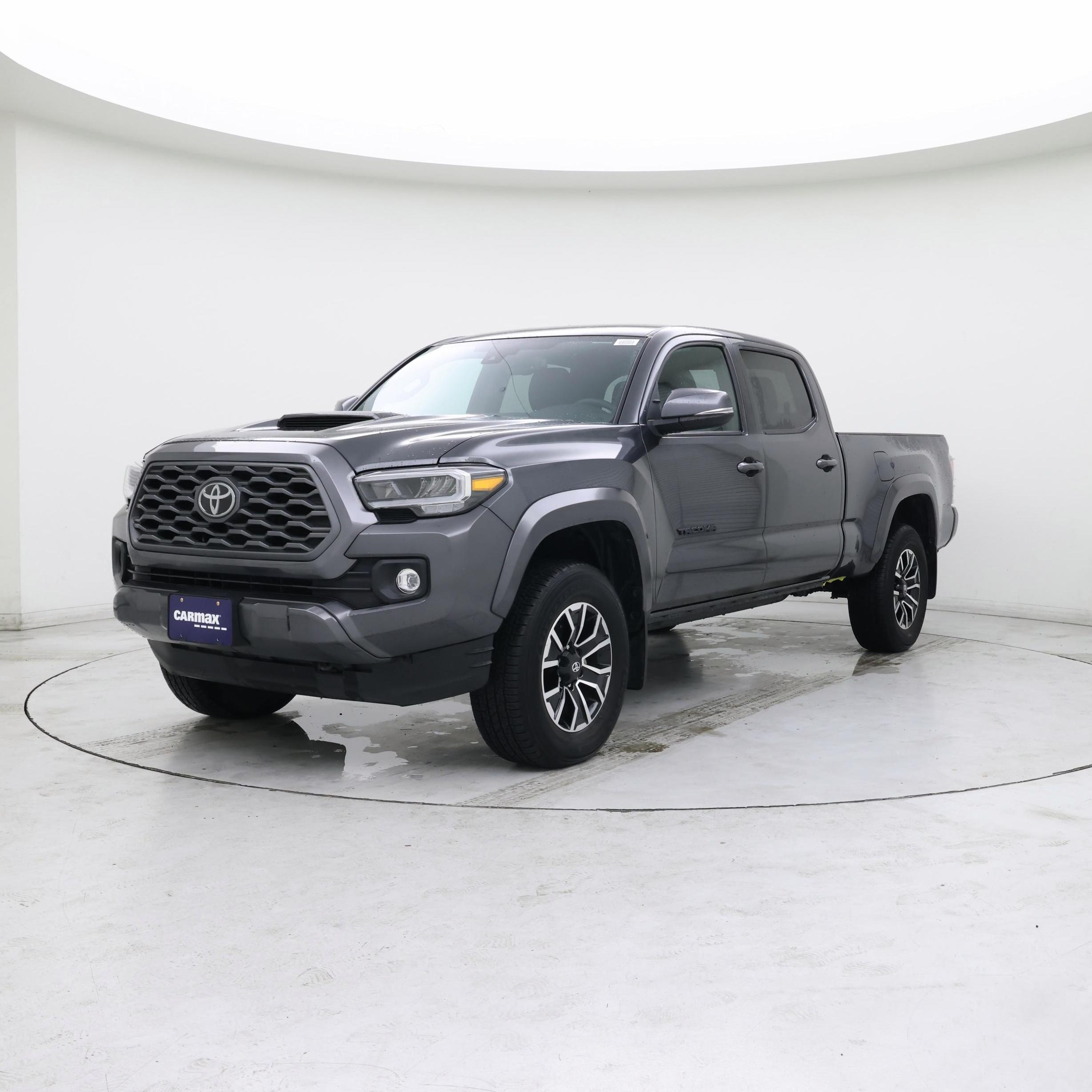 Thumbnail: 2023 Toyota Tacoma - 4