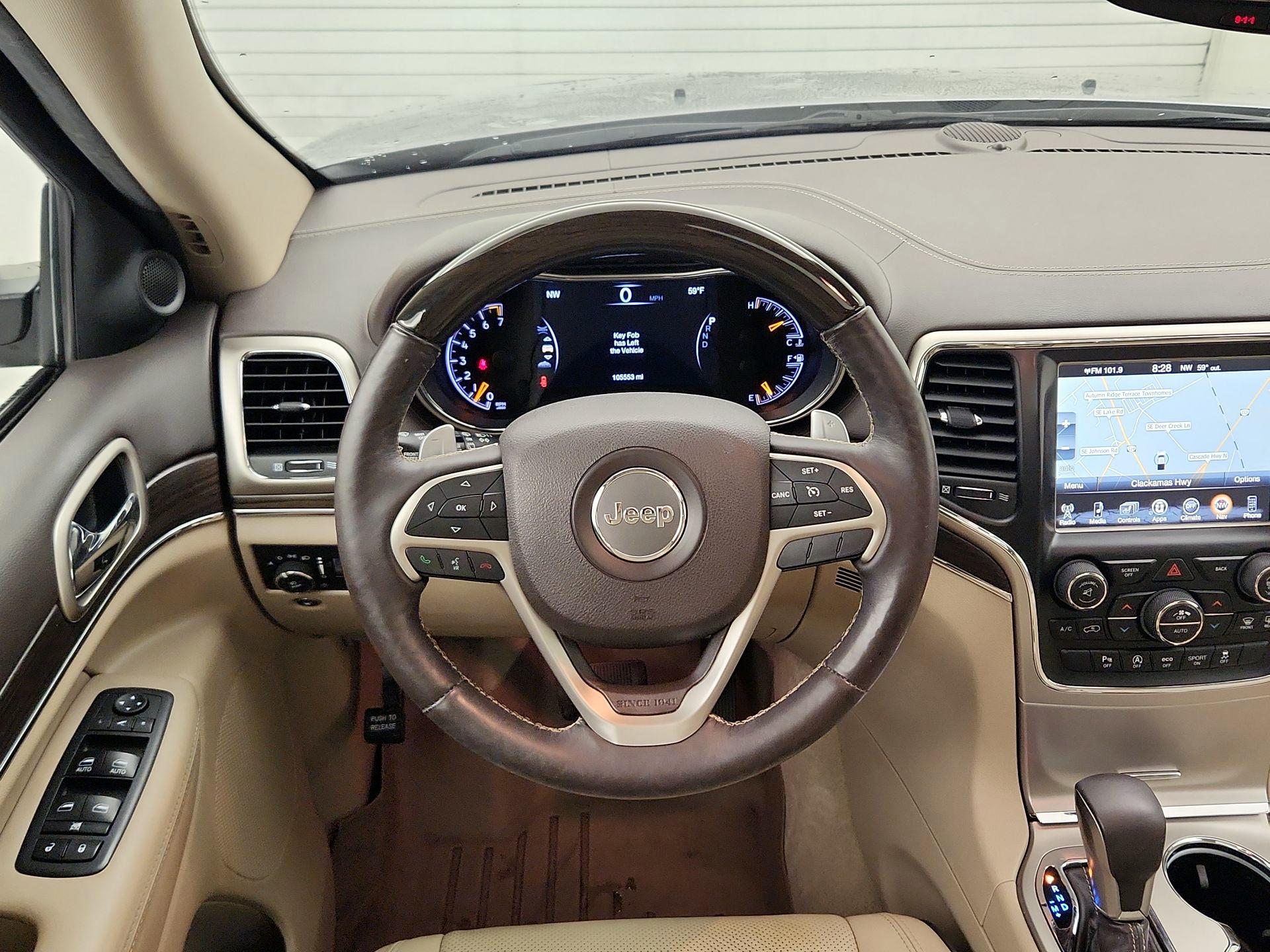 Thumbnail: 2017 Jeep Grand Cherokee - 10