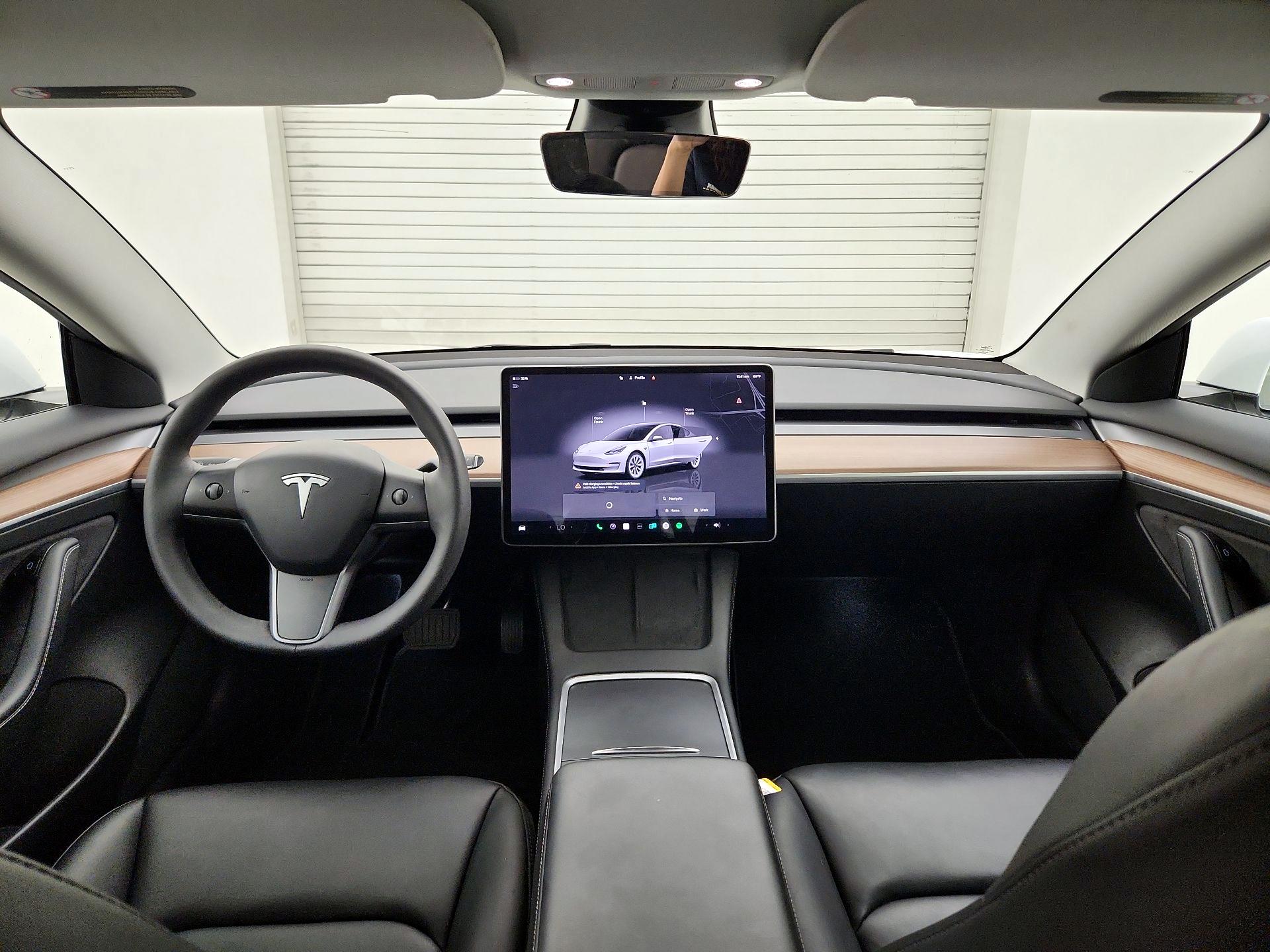 Thumbnail: 2022 Tesla Model 3 - 9