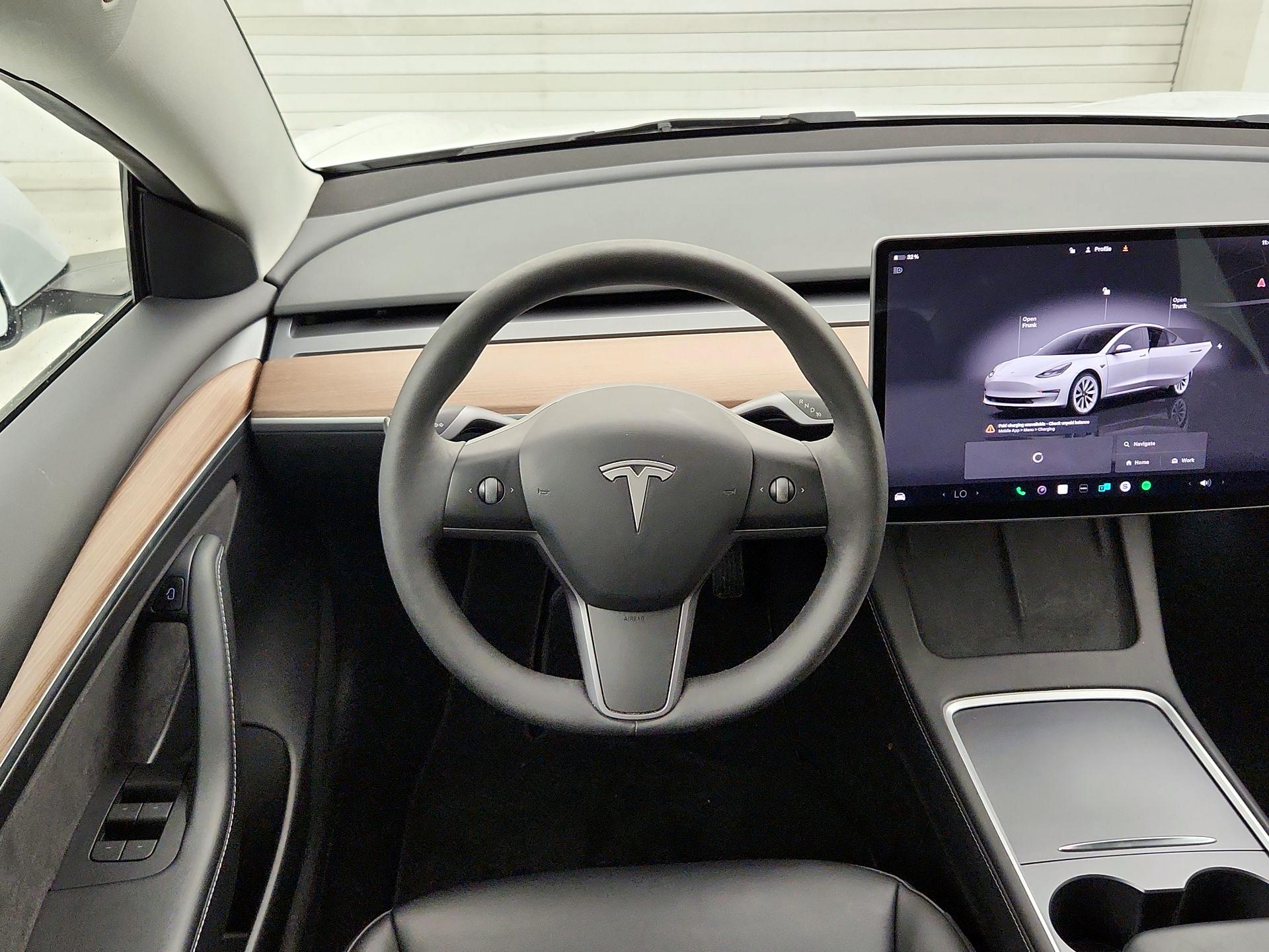 Thumbnail: 2022 Tesla Model 3 - 10
