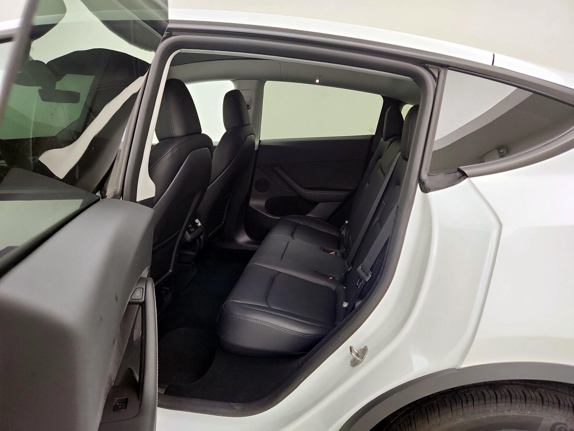 Thumbnail: 2025 Tesla Model Y - 20