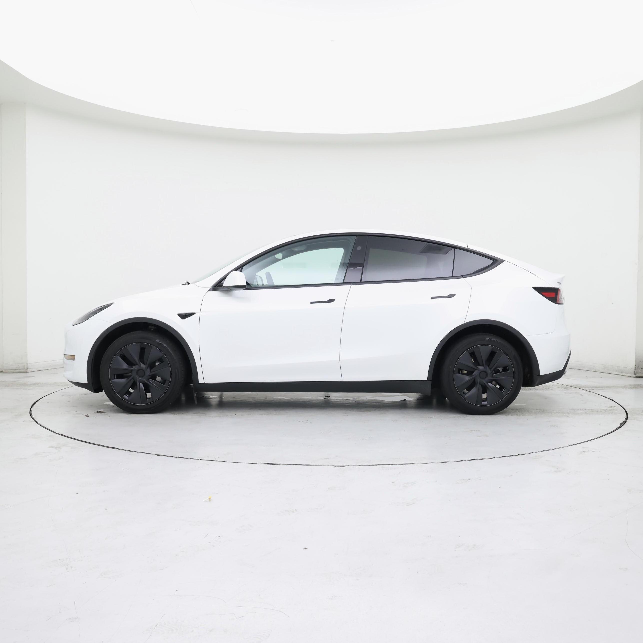 Thumbnail: 2025 Tesla Model Y - 3