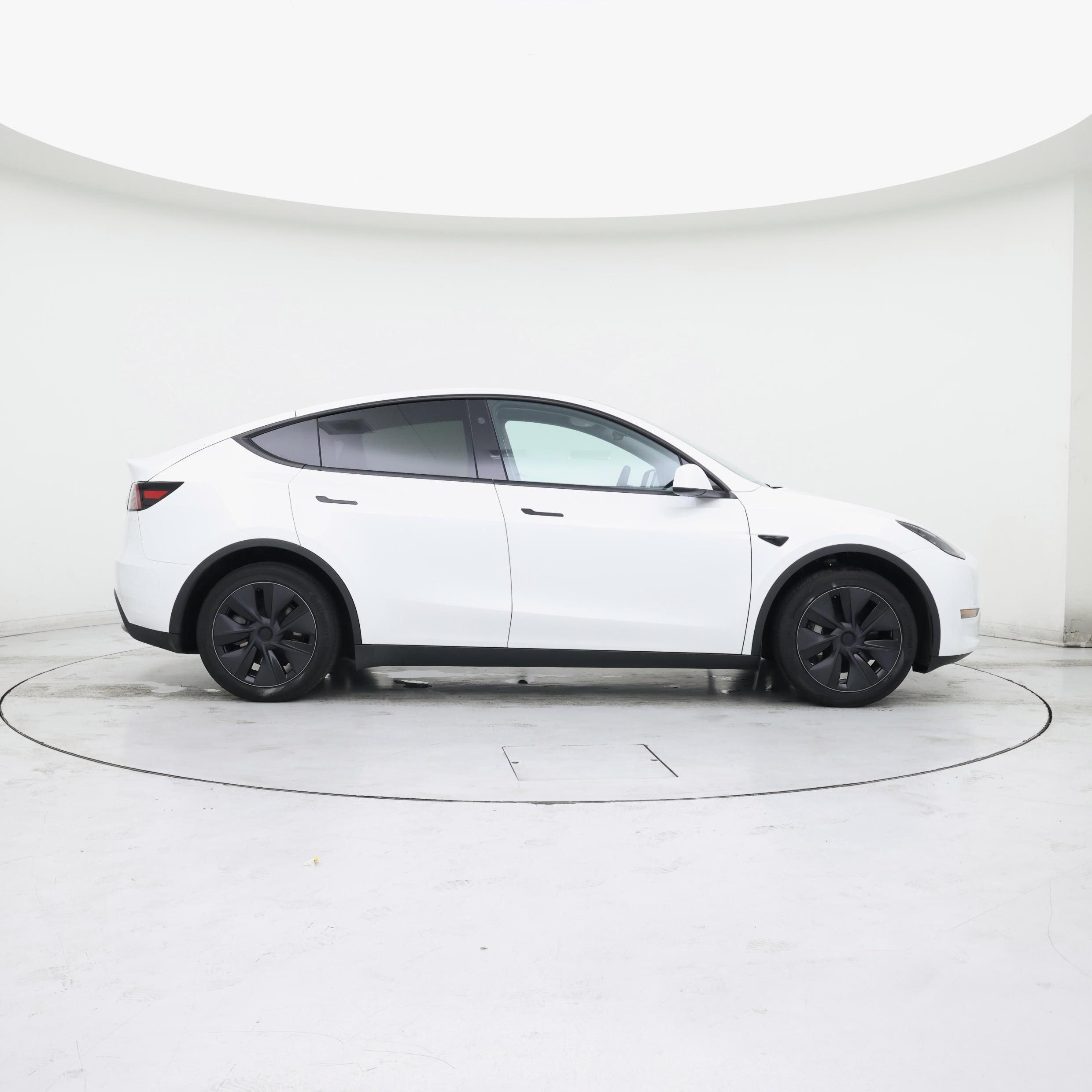 Thumbnail: 2025 Tesla Model Y - 7