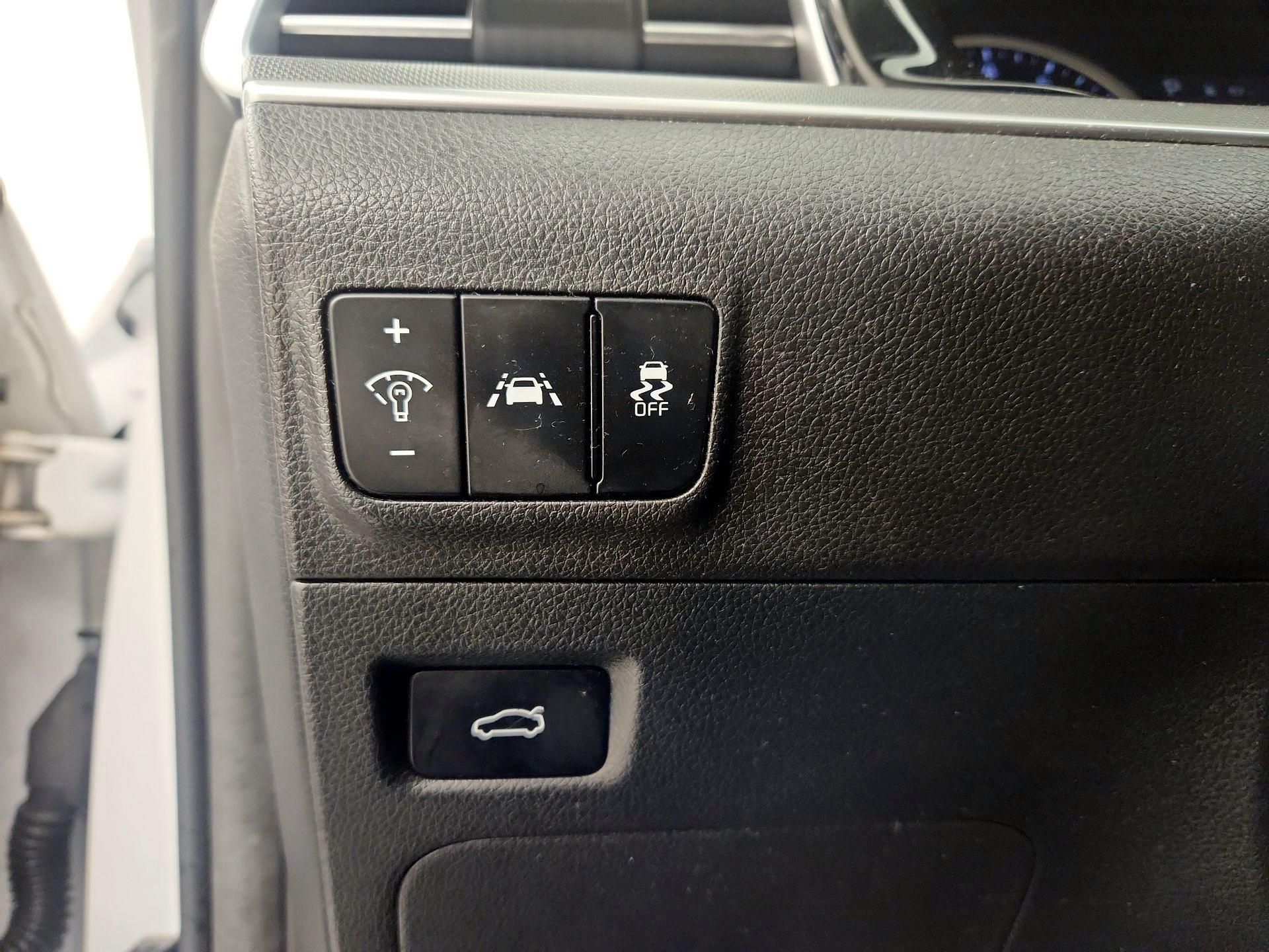 Thumbnail: 2021 Kia K5 - 13