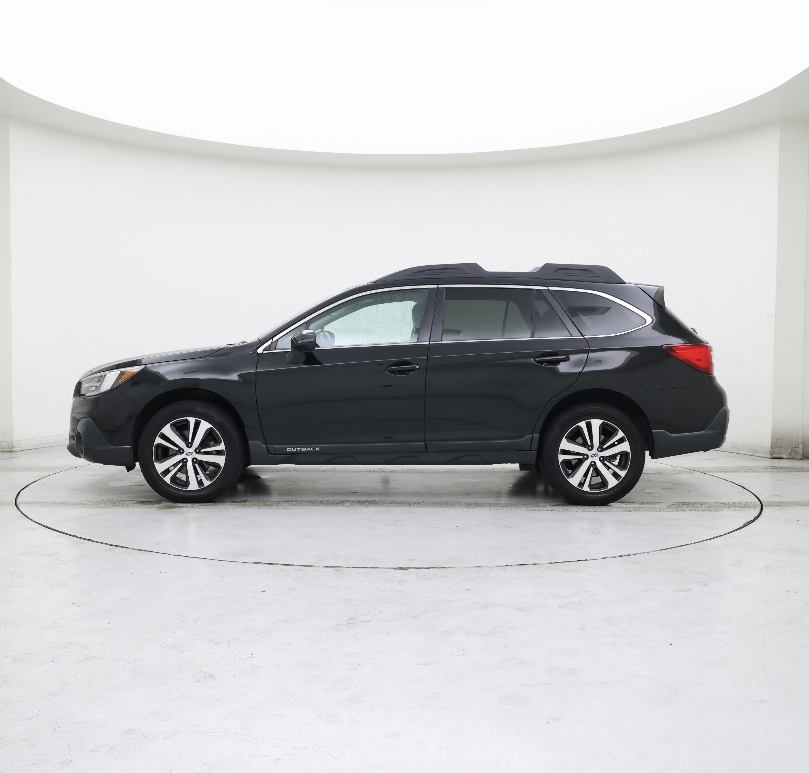 Thumbnail: 2019 Subaru Outback - 3