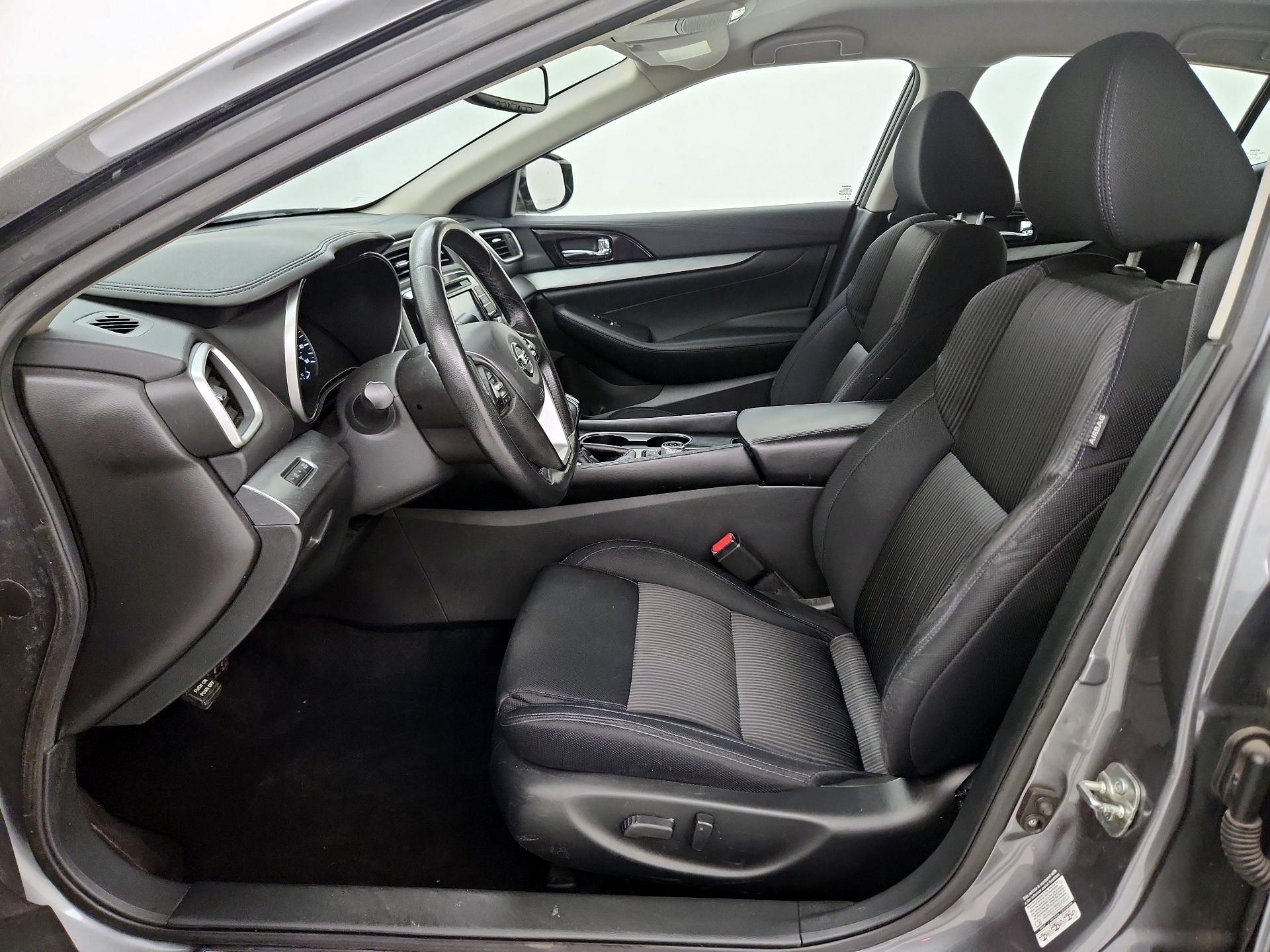 Thumbnail: 2016 Nissan Maxima - 11