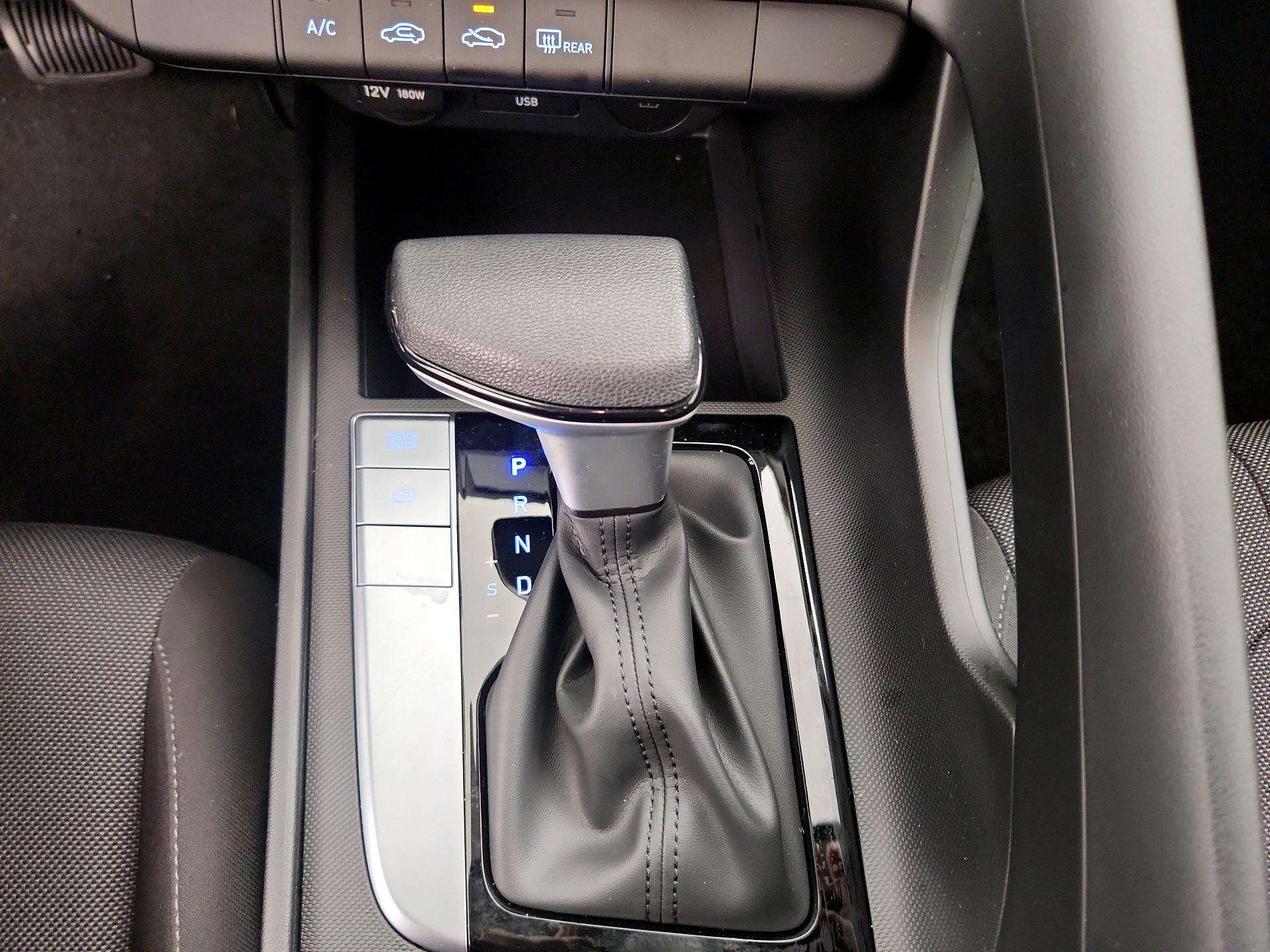 Thumbnail: 2025 Hyundai Elantra - 17