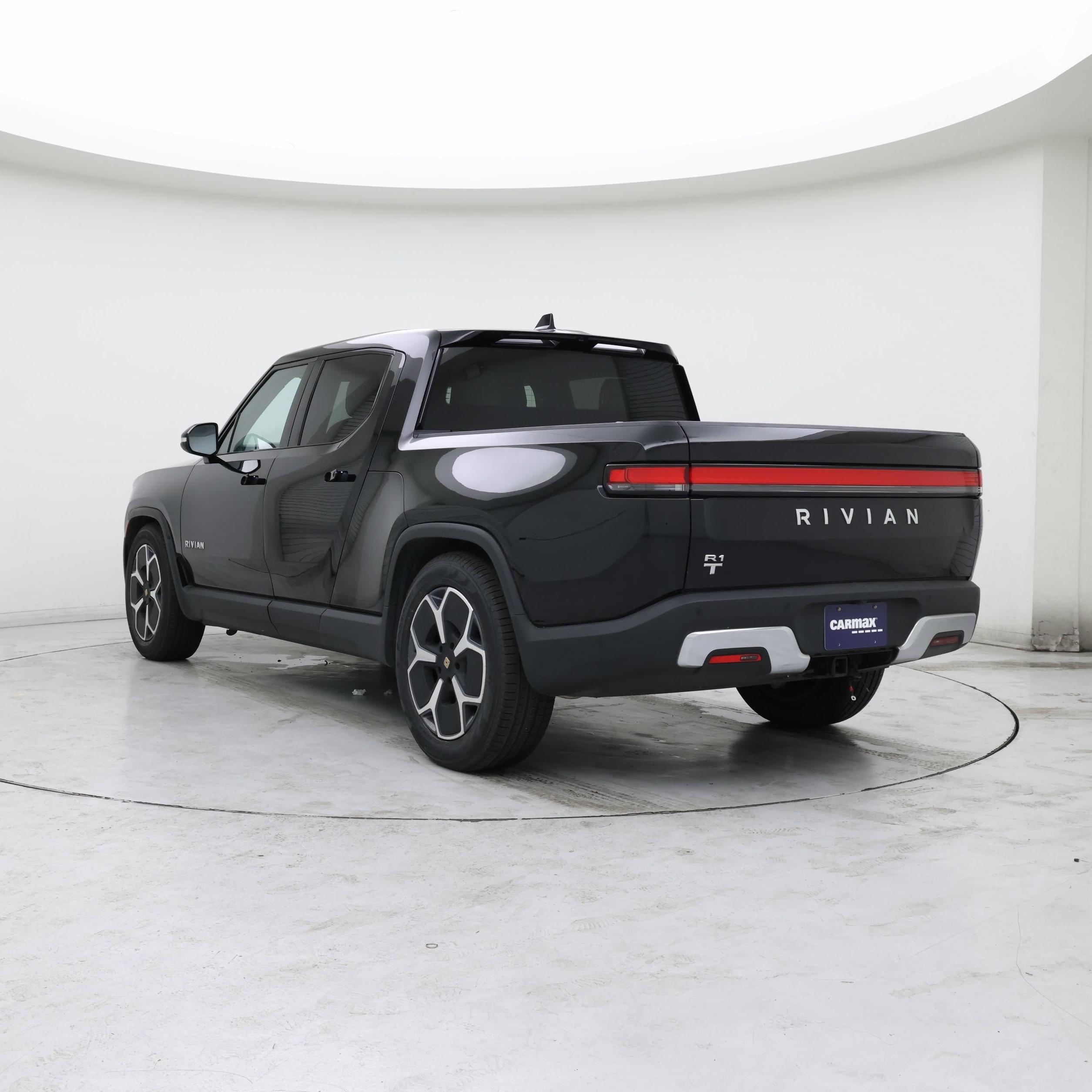 Thumbnail: 2024 Rivian R1T - 2