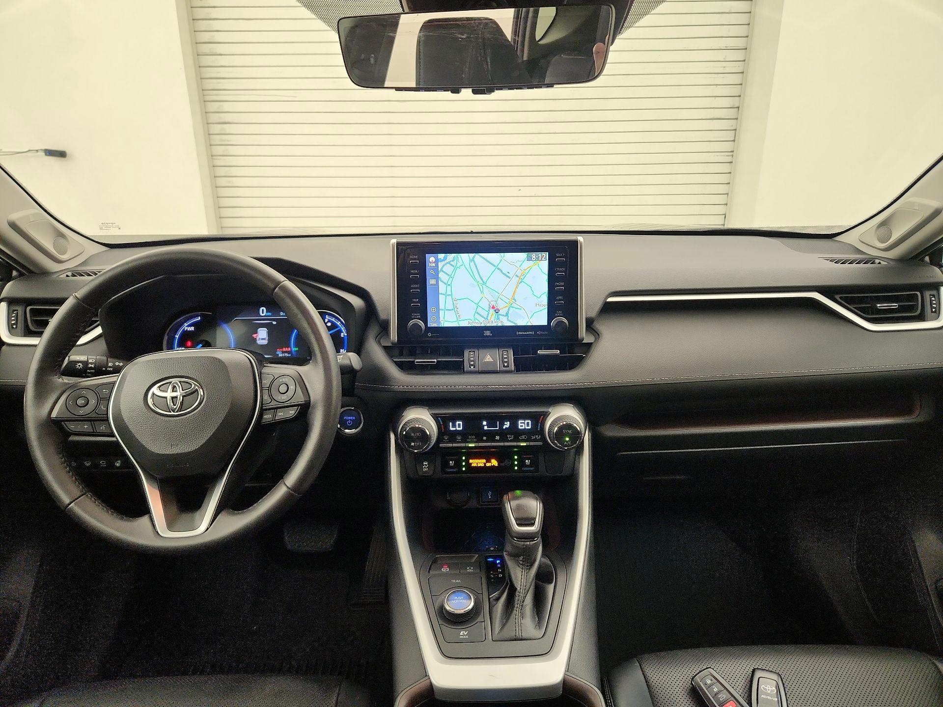 Thumbnail: 2021 Toyota RAV4 - 9