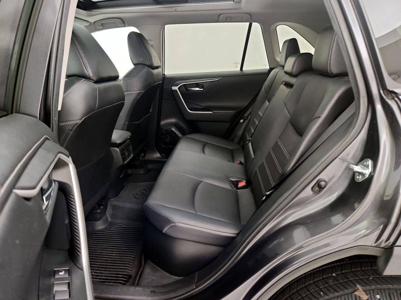 2021 Toyota RAV4 Limited - Photo 22