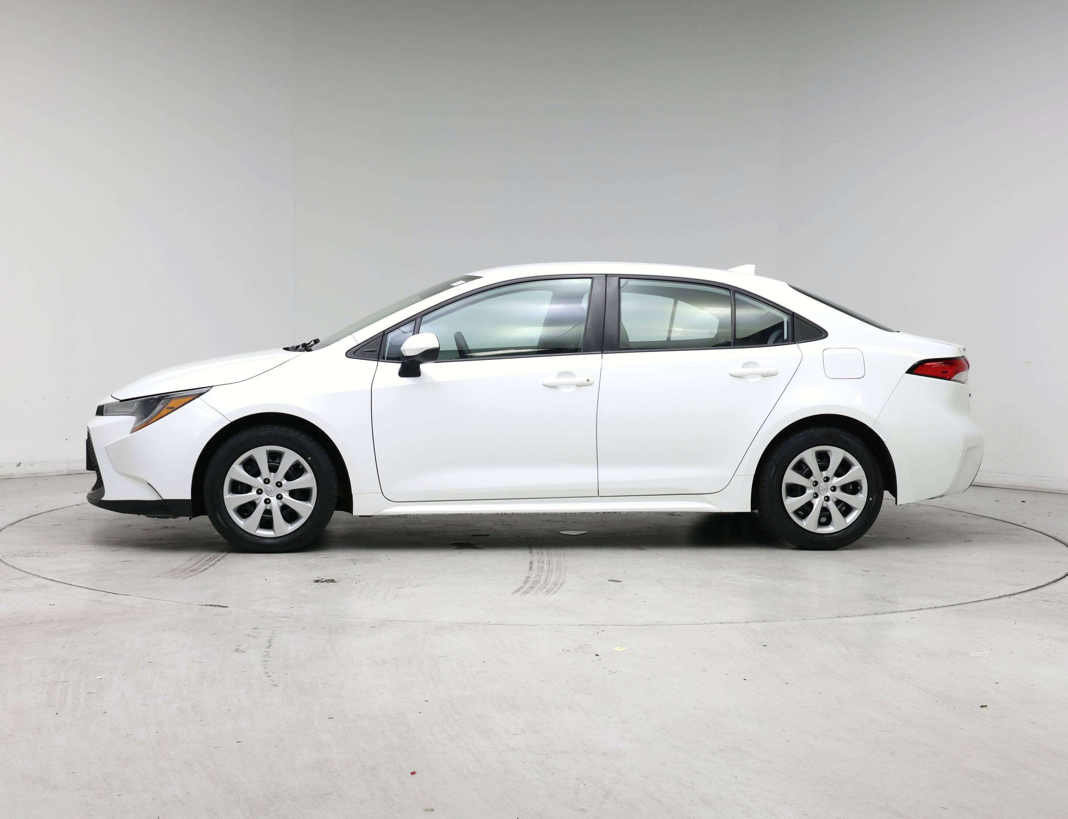 Thumbnail: 2022 Toyota Corolla - 3