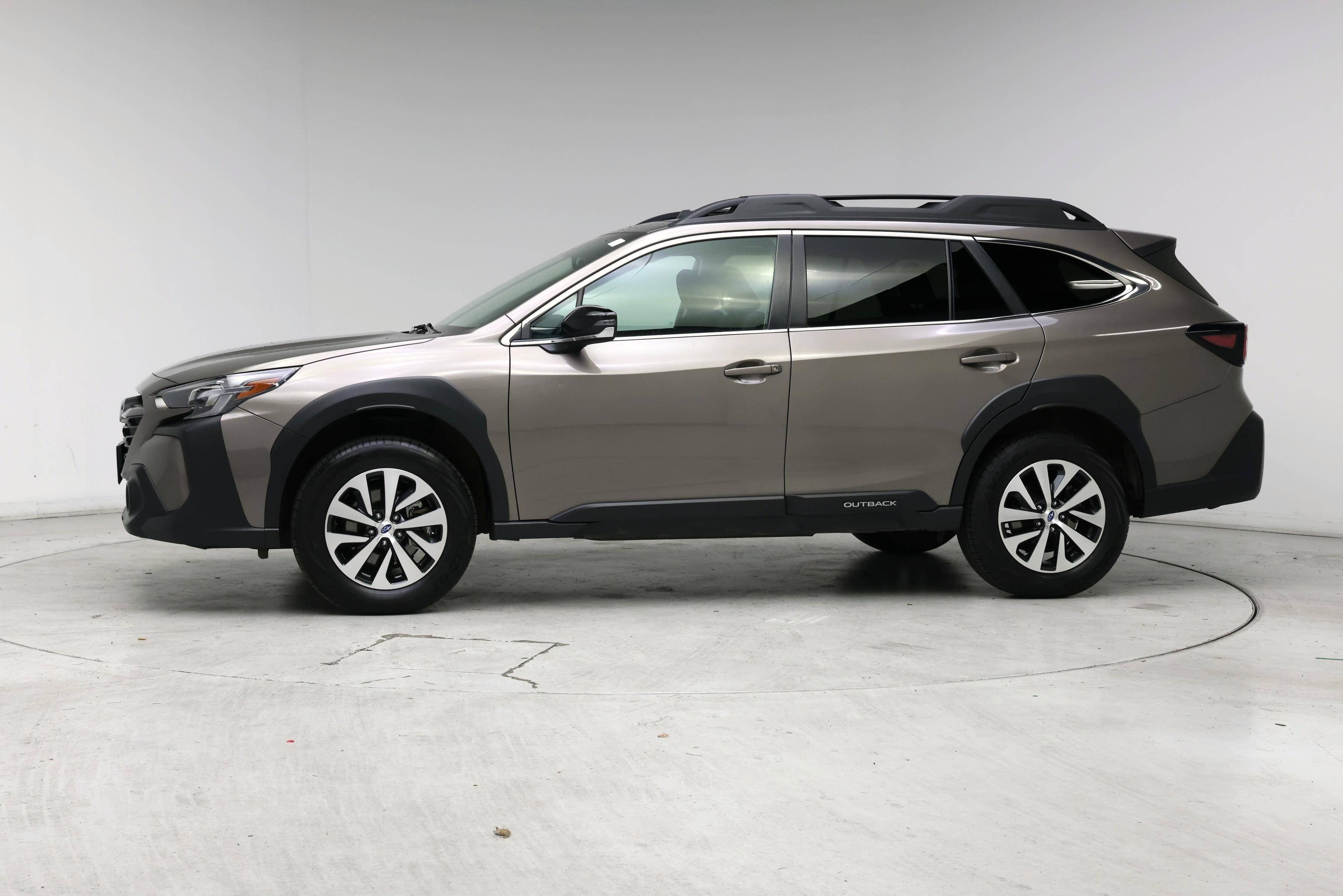 Thumbnail: 2023 Subaru Outback - 3