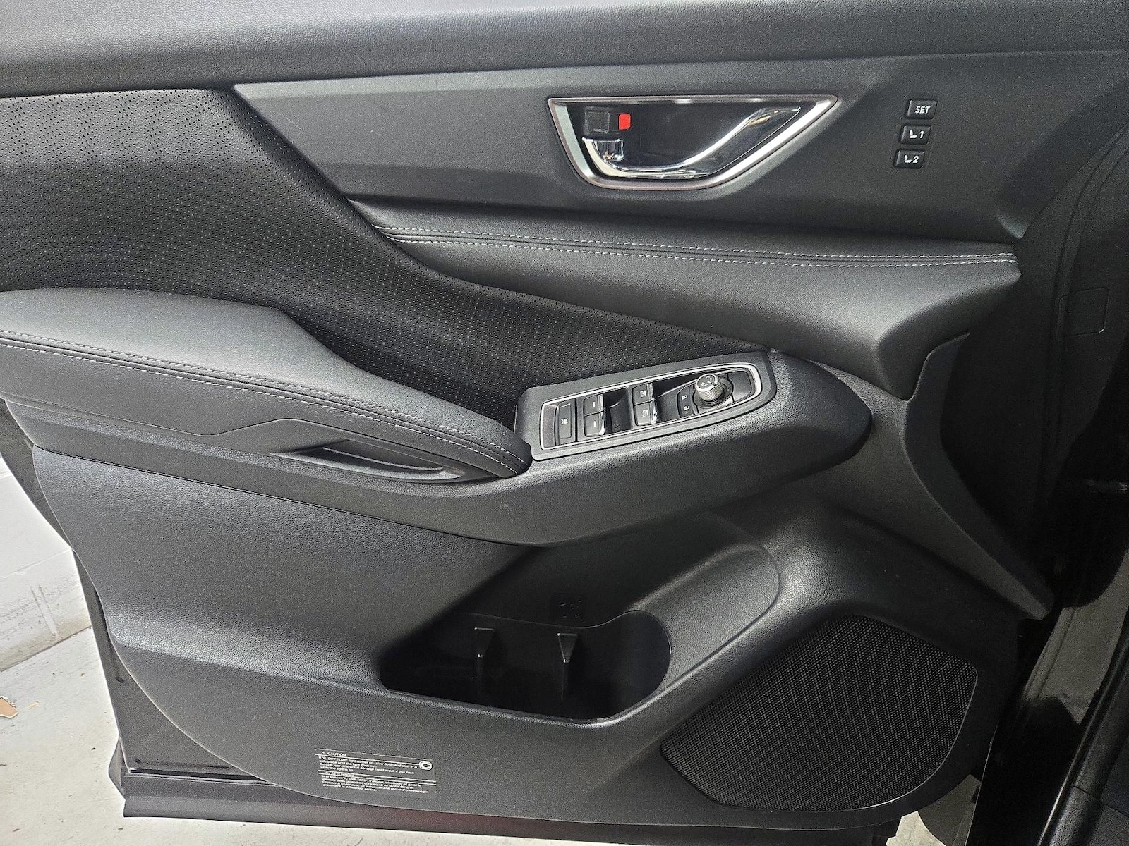 2023 Subaru Ascent Limited - Photo 13