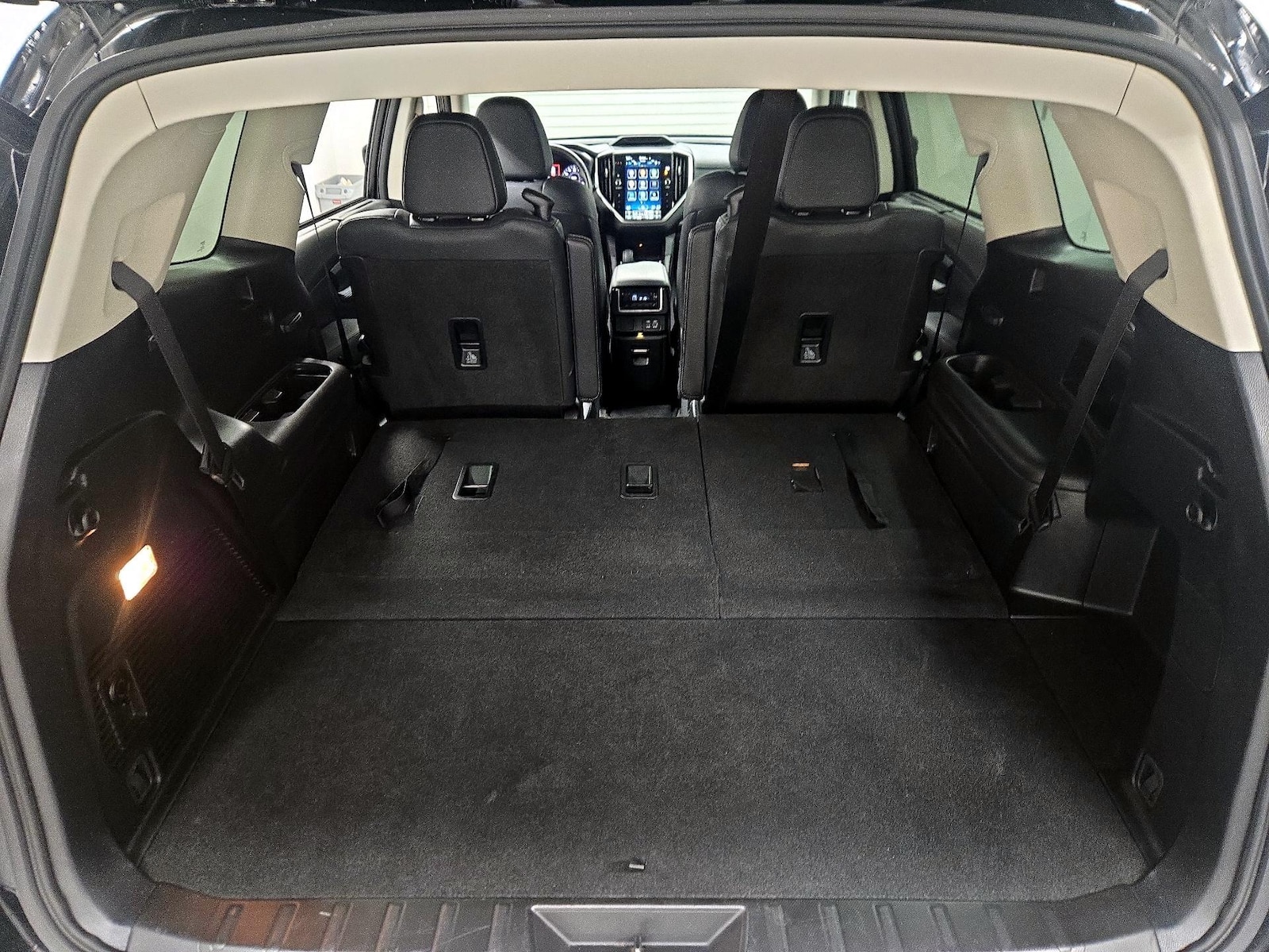 2023 Subaru Ascent Limited - Photo 23
