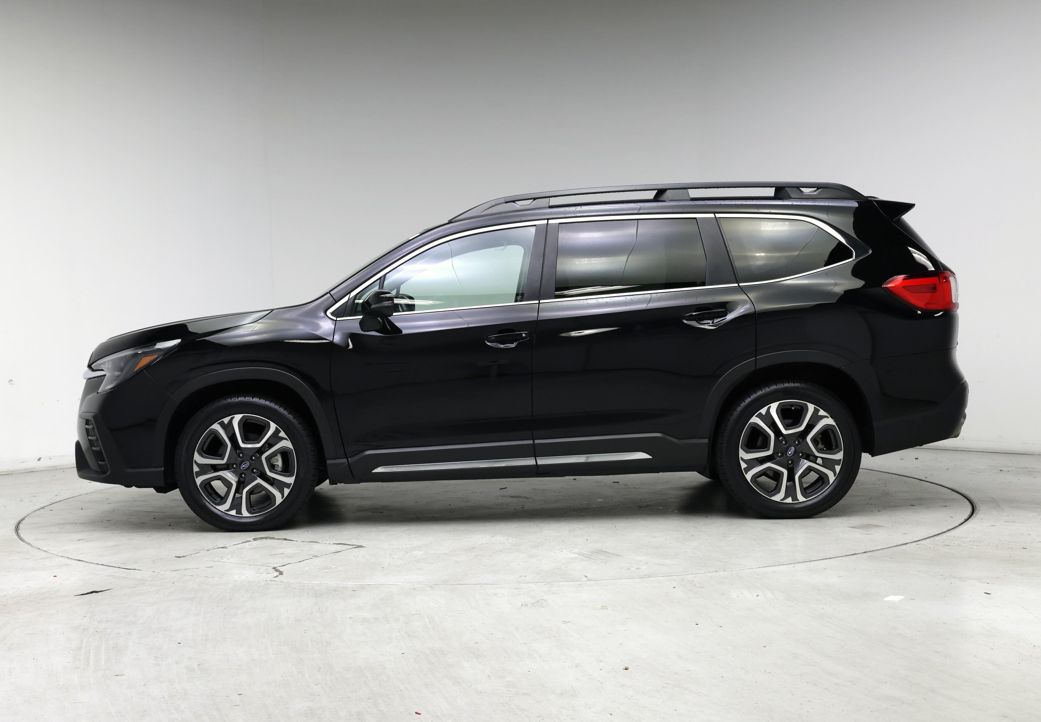 Thumbnail: 2023 Subaru Ascent - 3